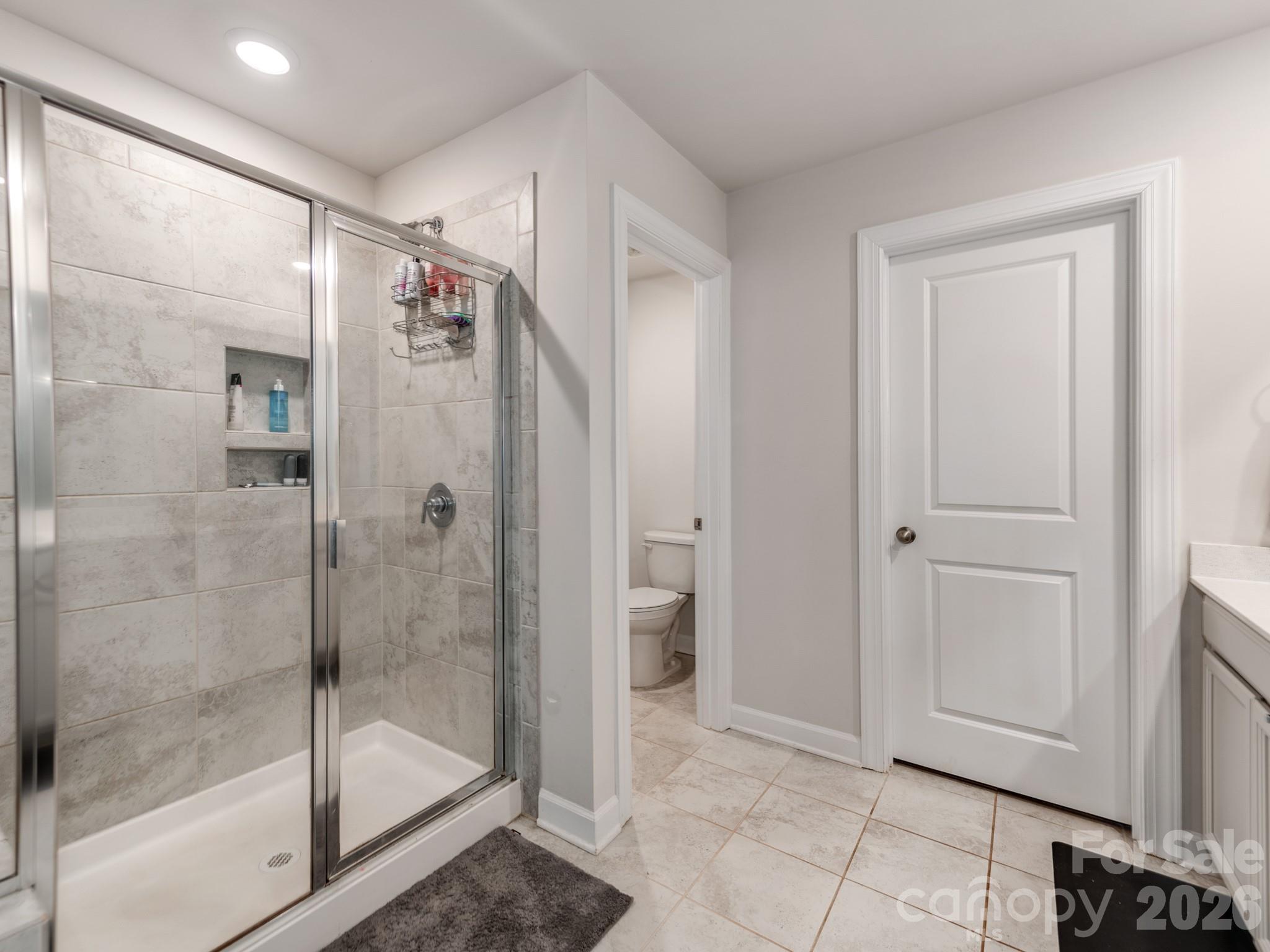 438 Nixon Road — Belmont
