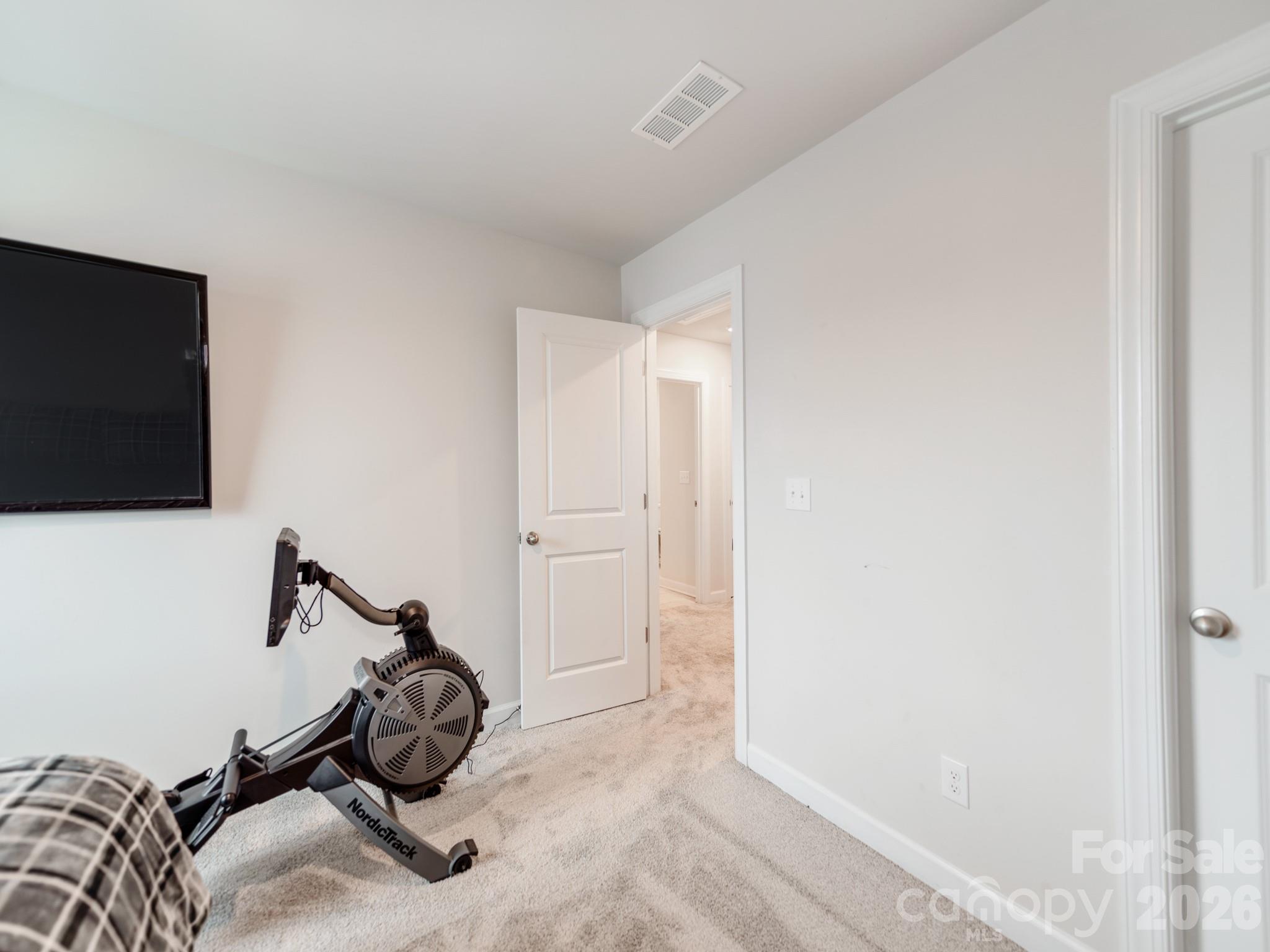 438 Nixon Road — Belmont