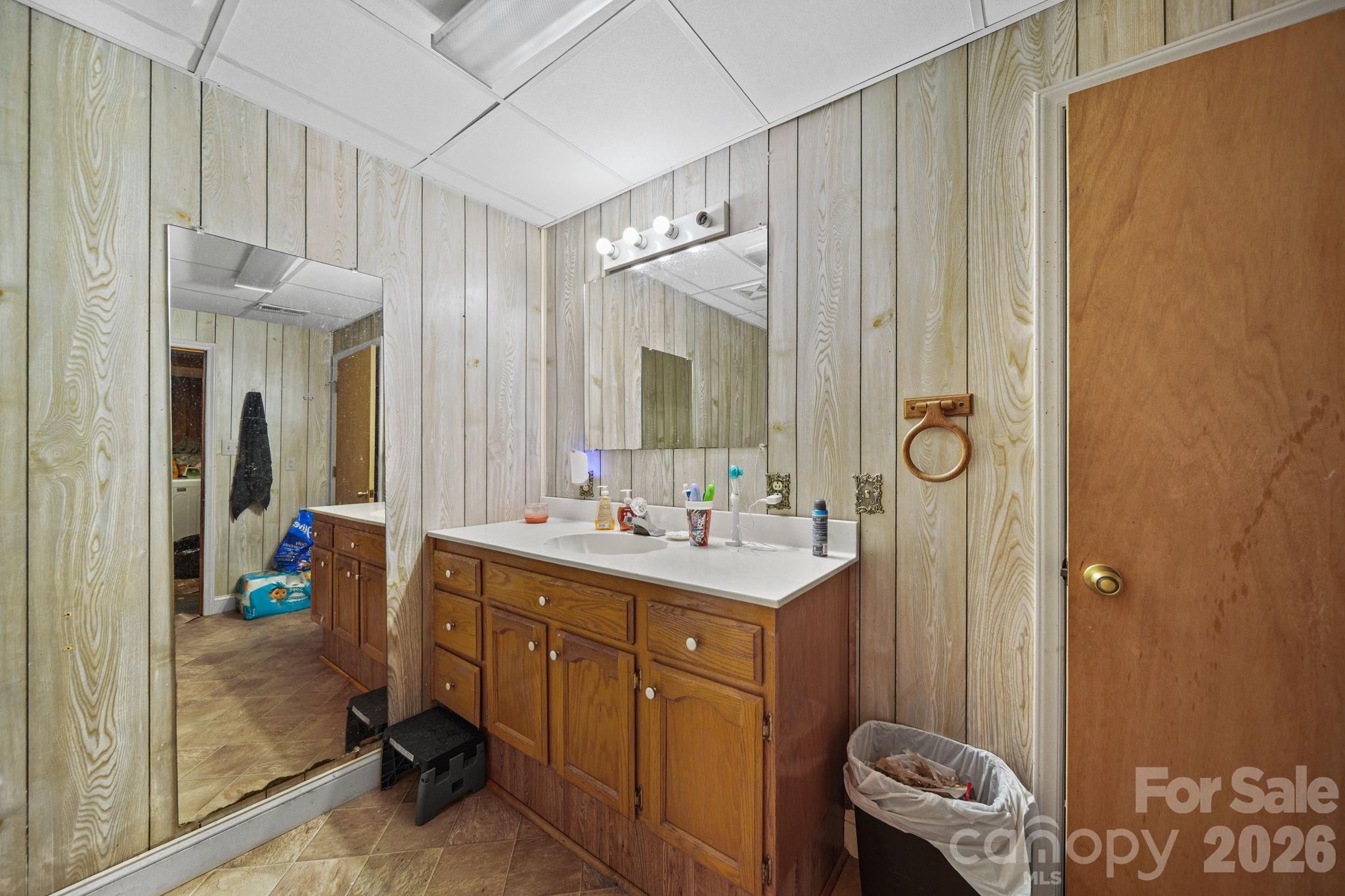 6643 Wards Gap Road — Casar