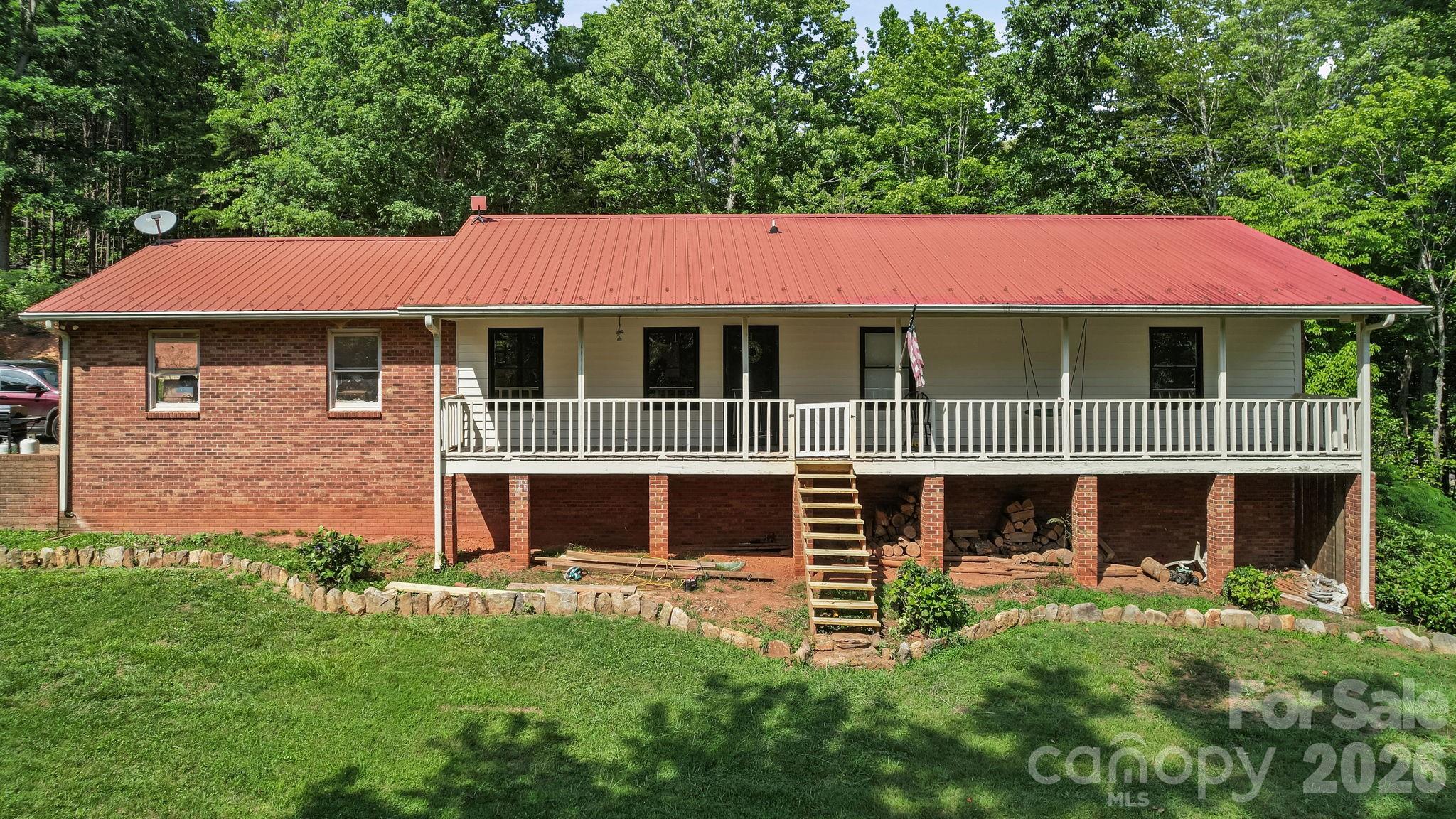 6643 Wards Gap Road — Casar
