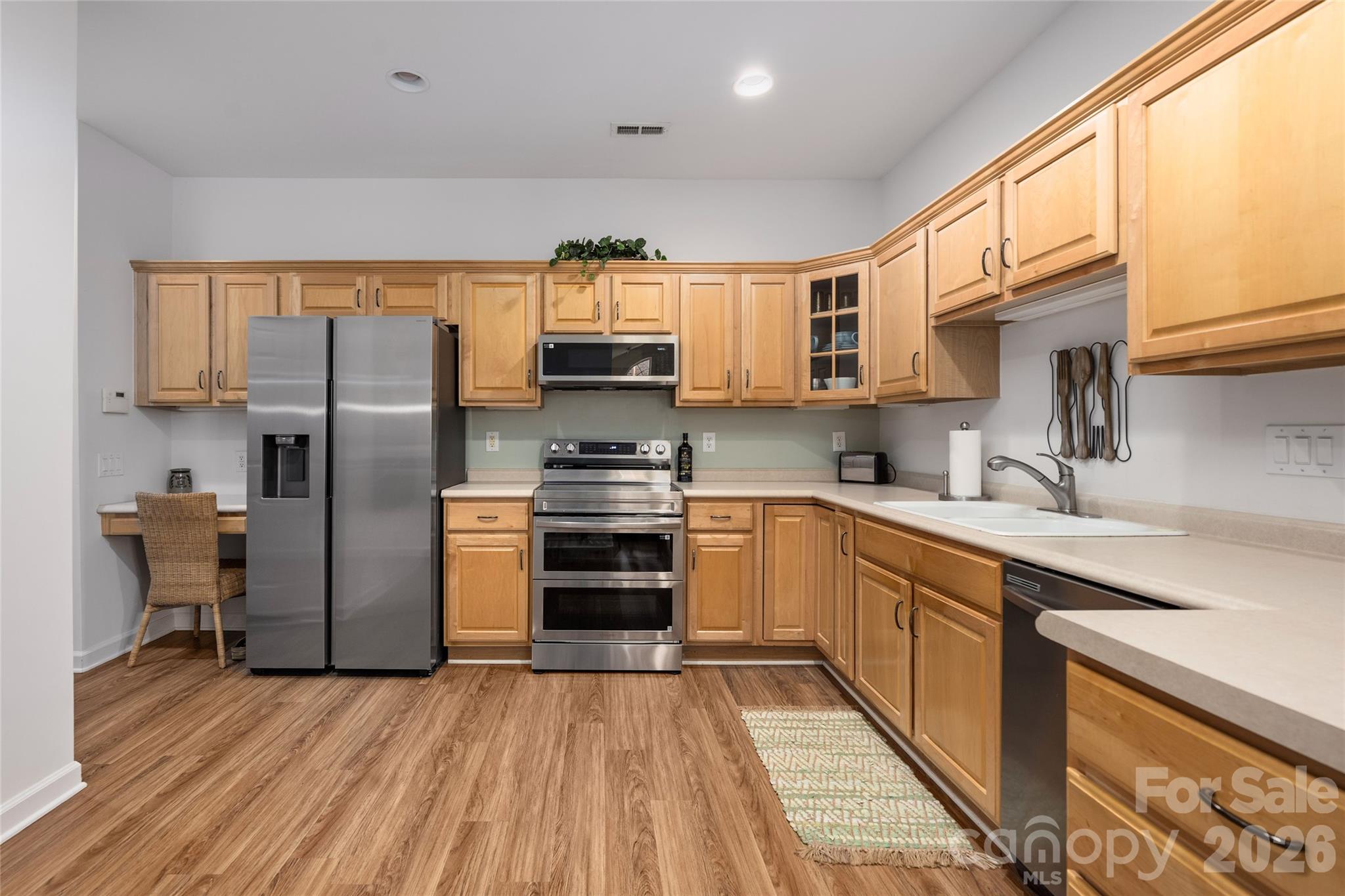 14617 Penmore Lane — Charlotte