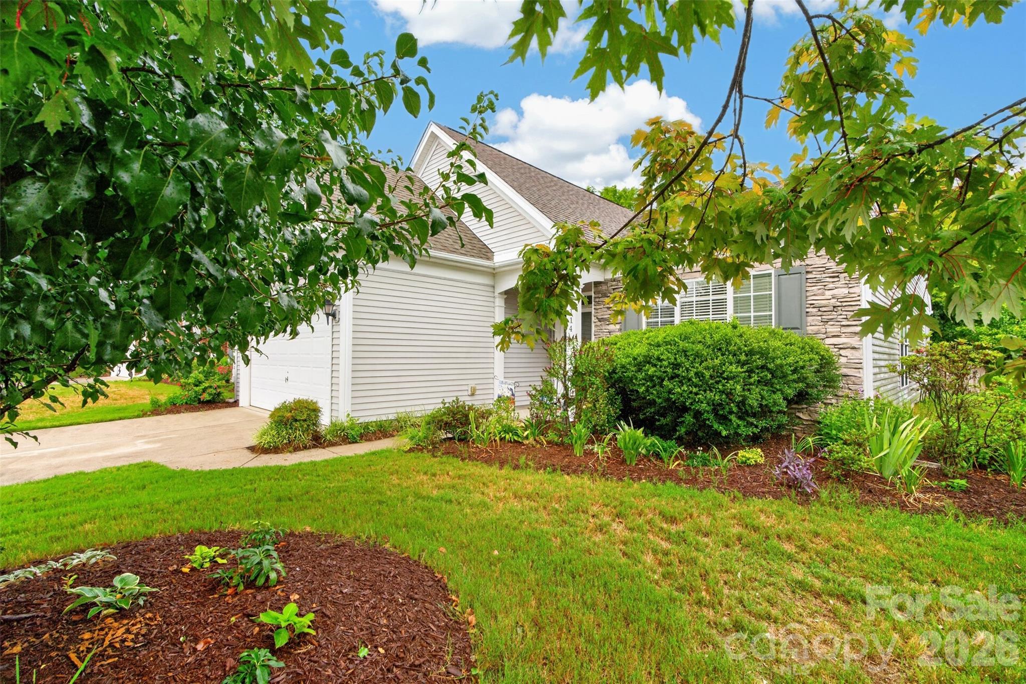 9114 Beaver Brook Way — Charlotte