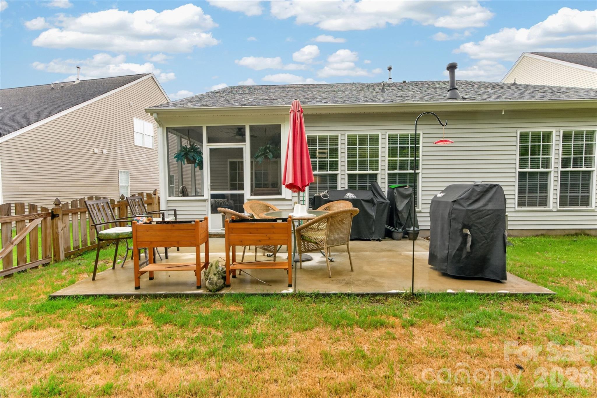 9114 Beaver Brook Way — Charlotte
