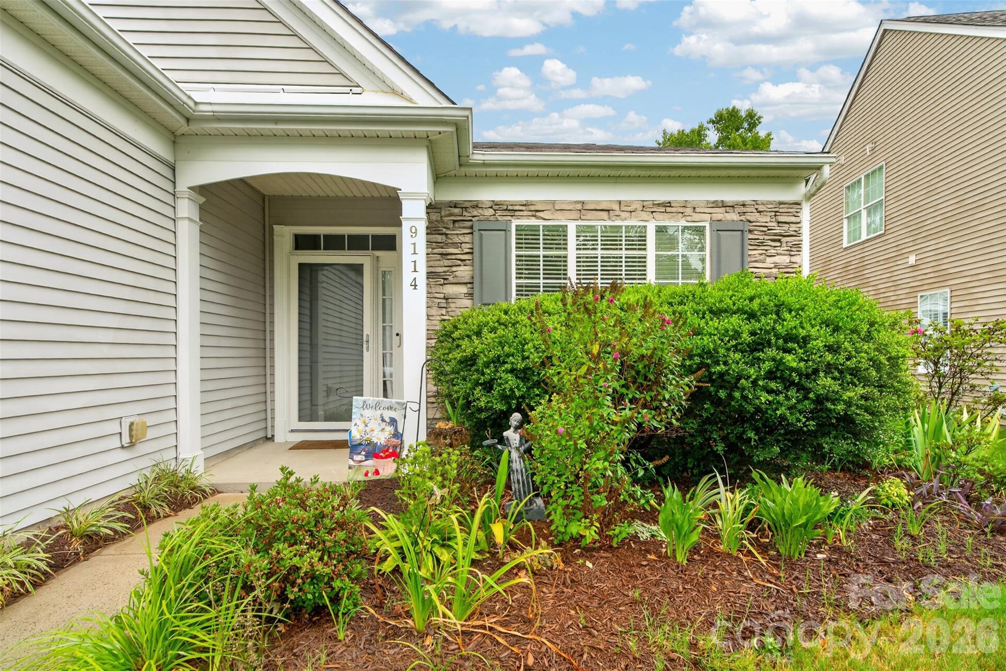 9114 Beaver Brook Way — Charlotte