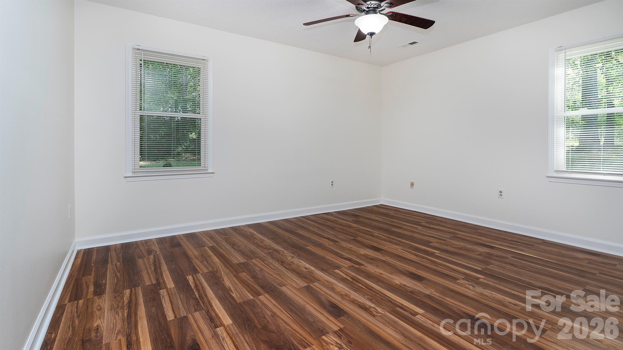 5209 Birchbark Lane — Charlotte
