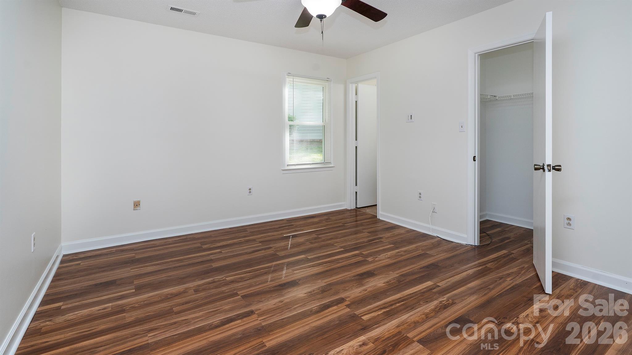5209 Birchbark Lane — Charlotte