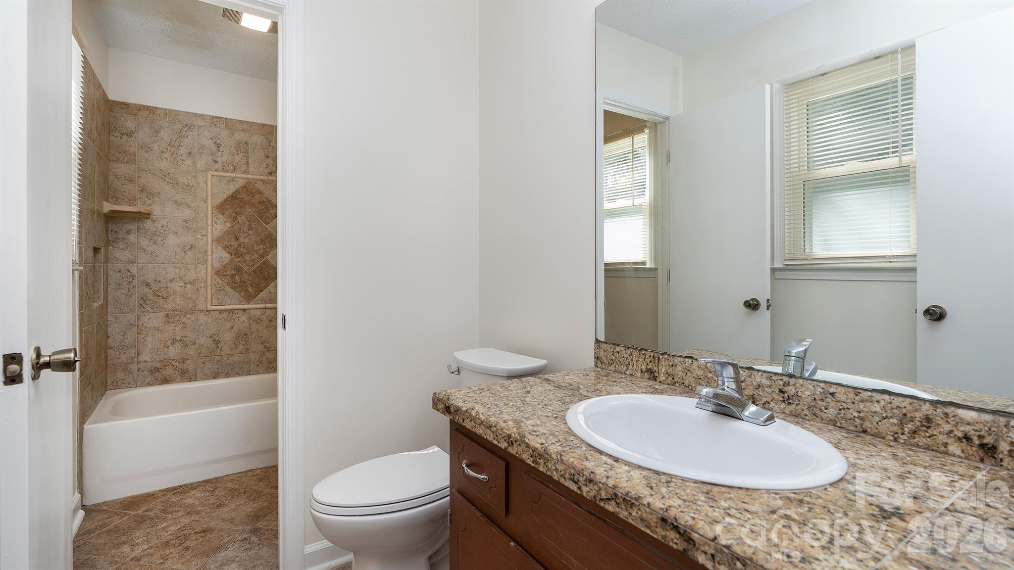 5209 Birchbark Lane — Charlotte