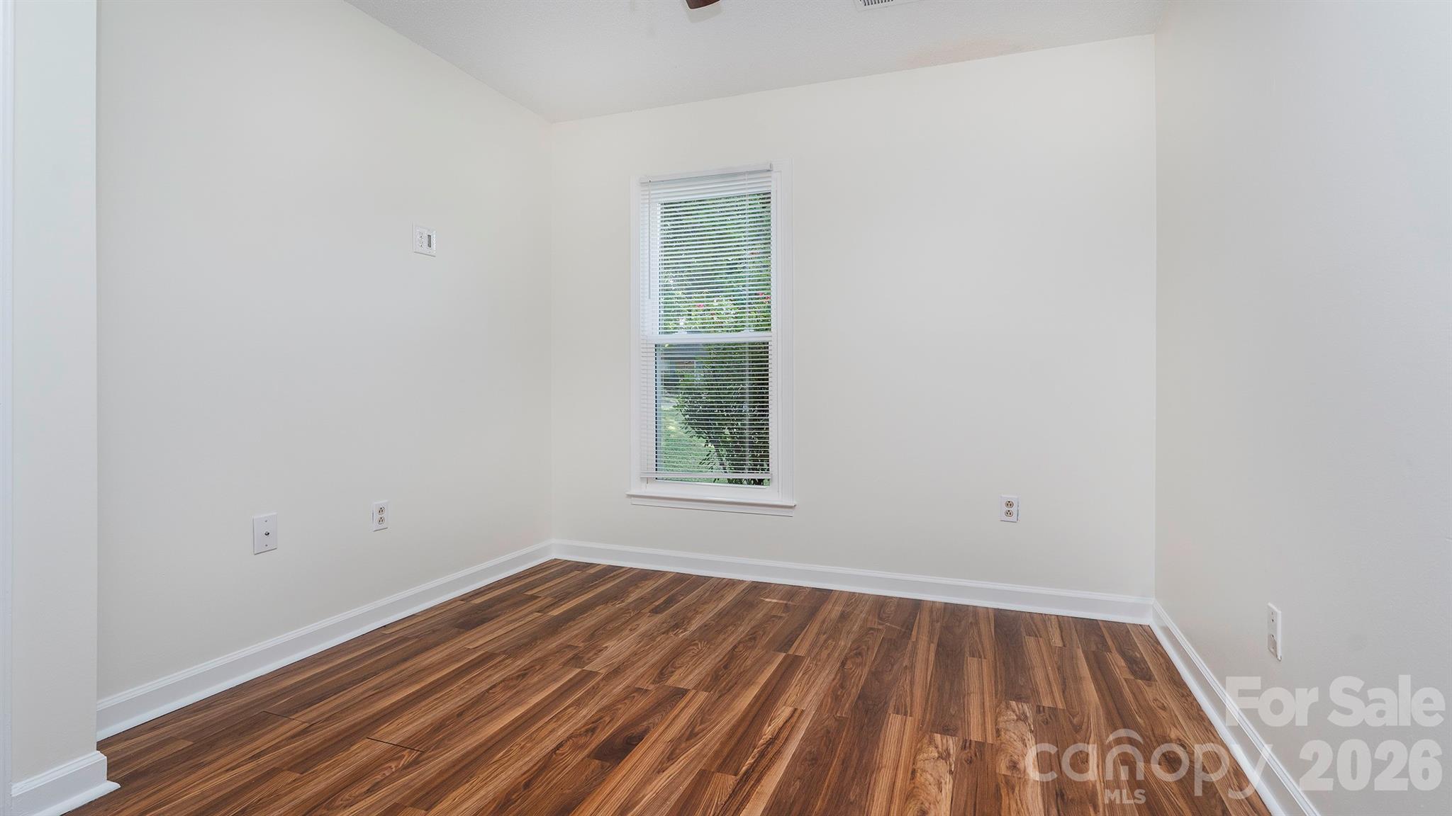 5209 Birchbark Lane — Charlotte
