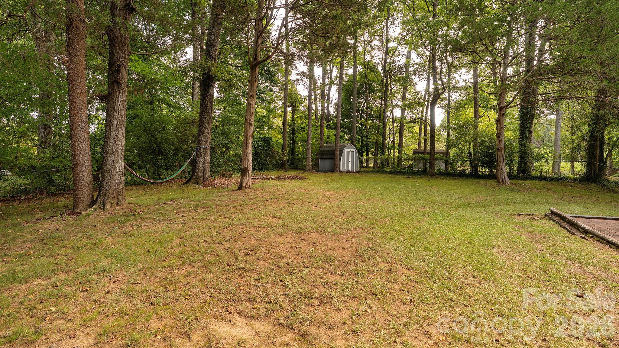 5209 Birchbark Lane — Charlotte