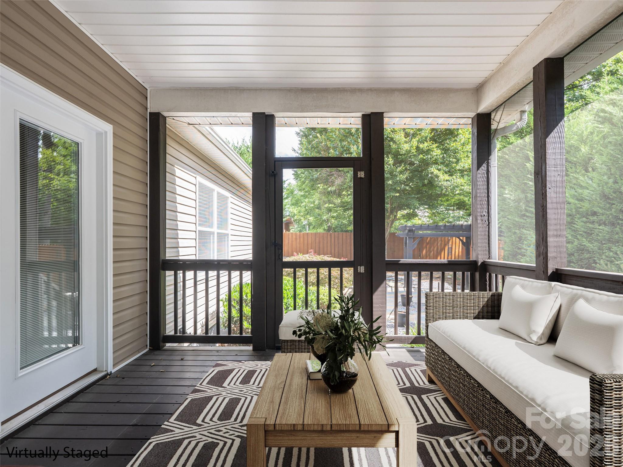 125 Craggy Street — Black Mountain