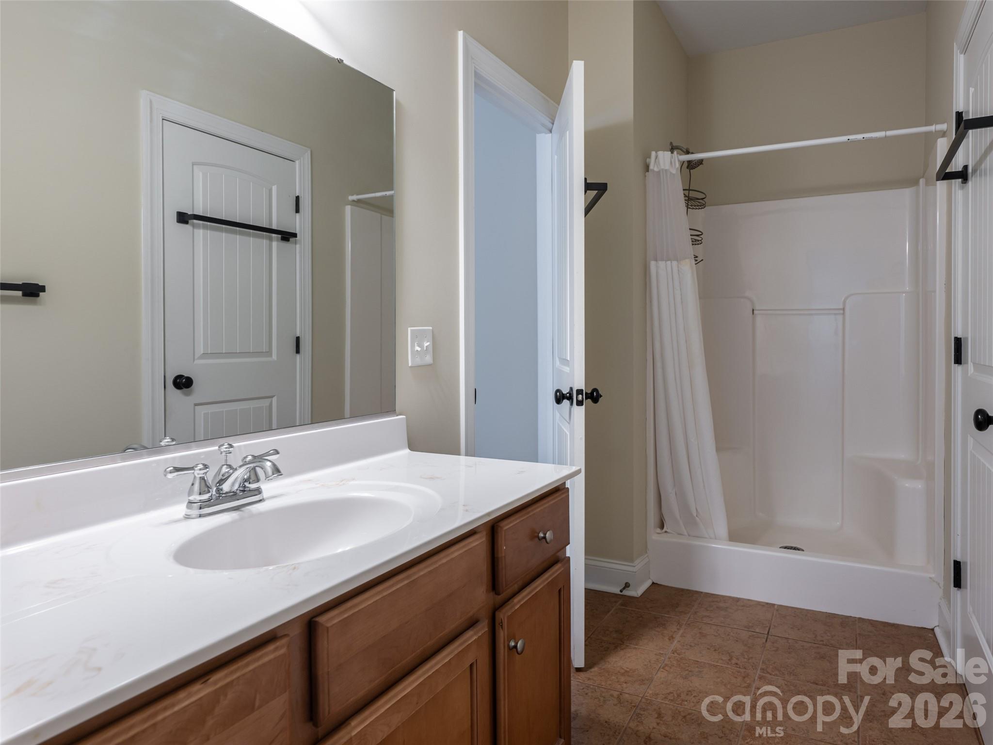 125 Craggy Street — Black Mountain