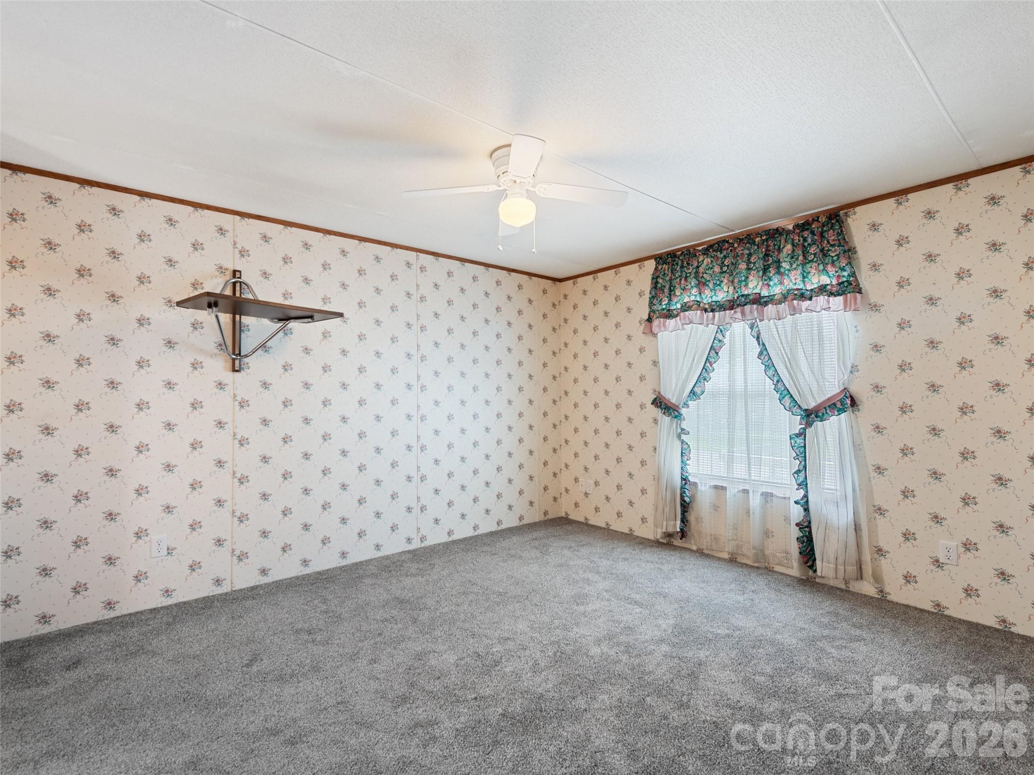 39 Spruce Street — Waynesville