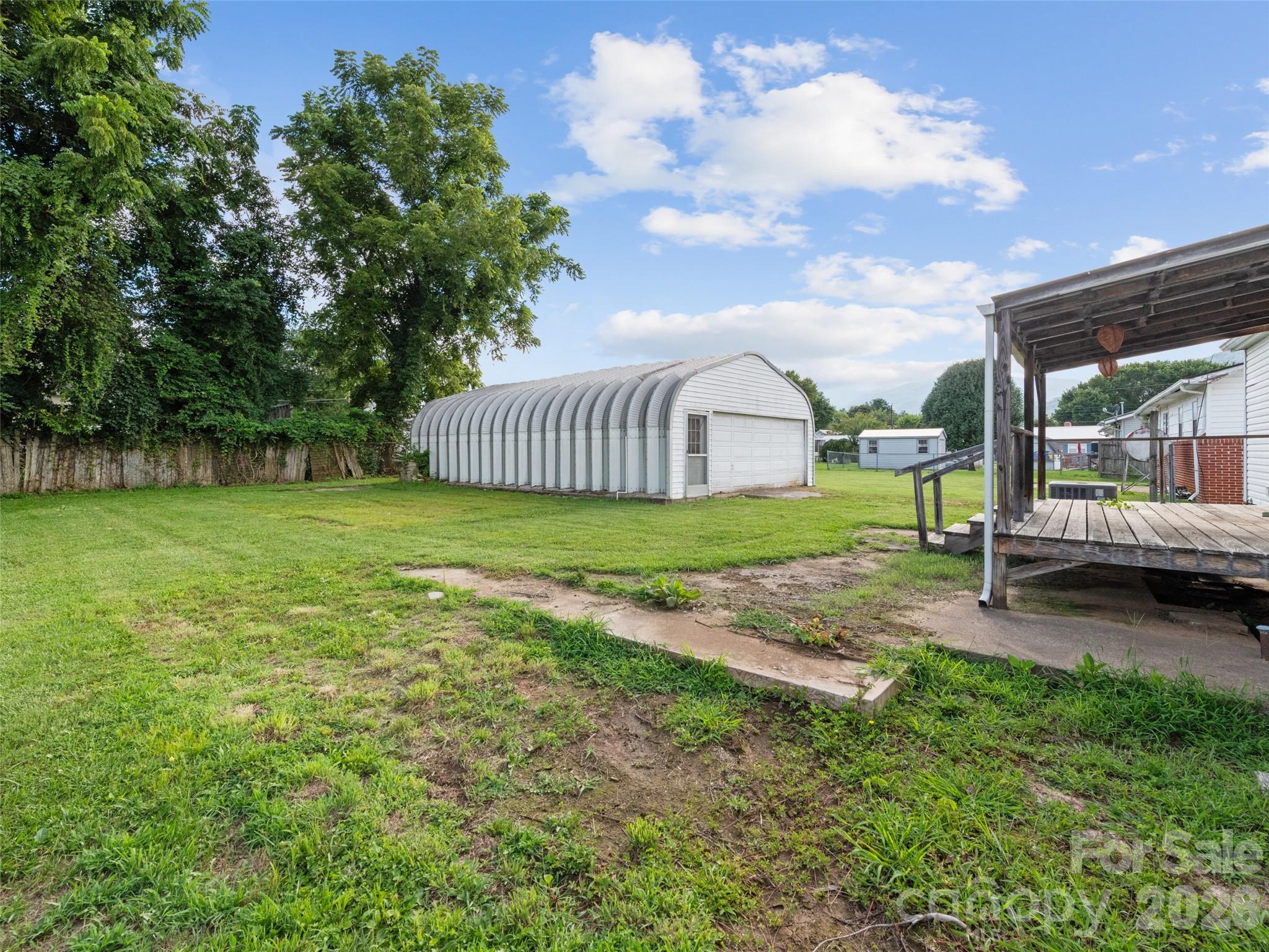 39 Spruce Street — Waynesville