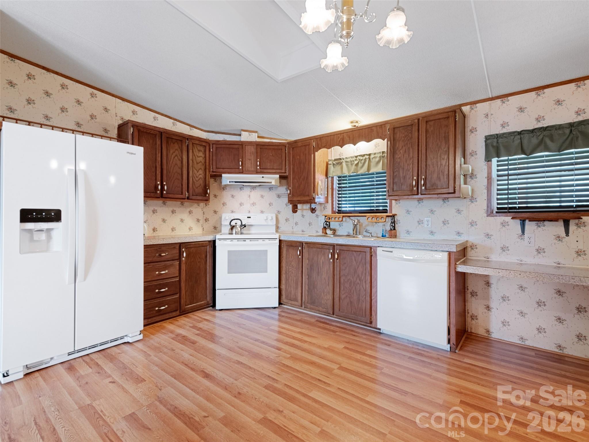 39 Spruce Street — Waynesville