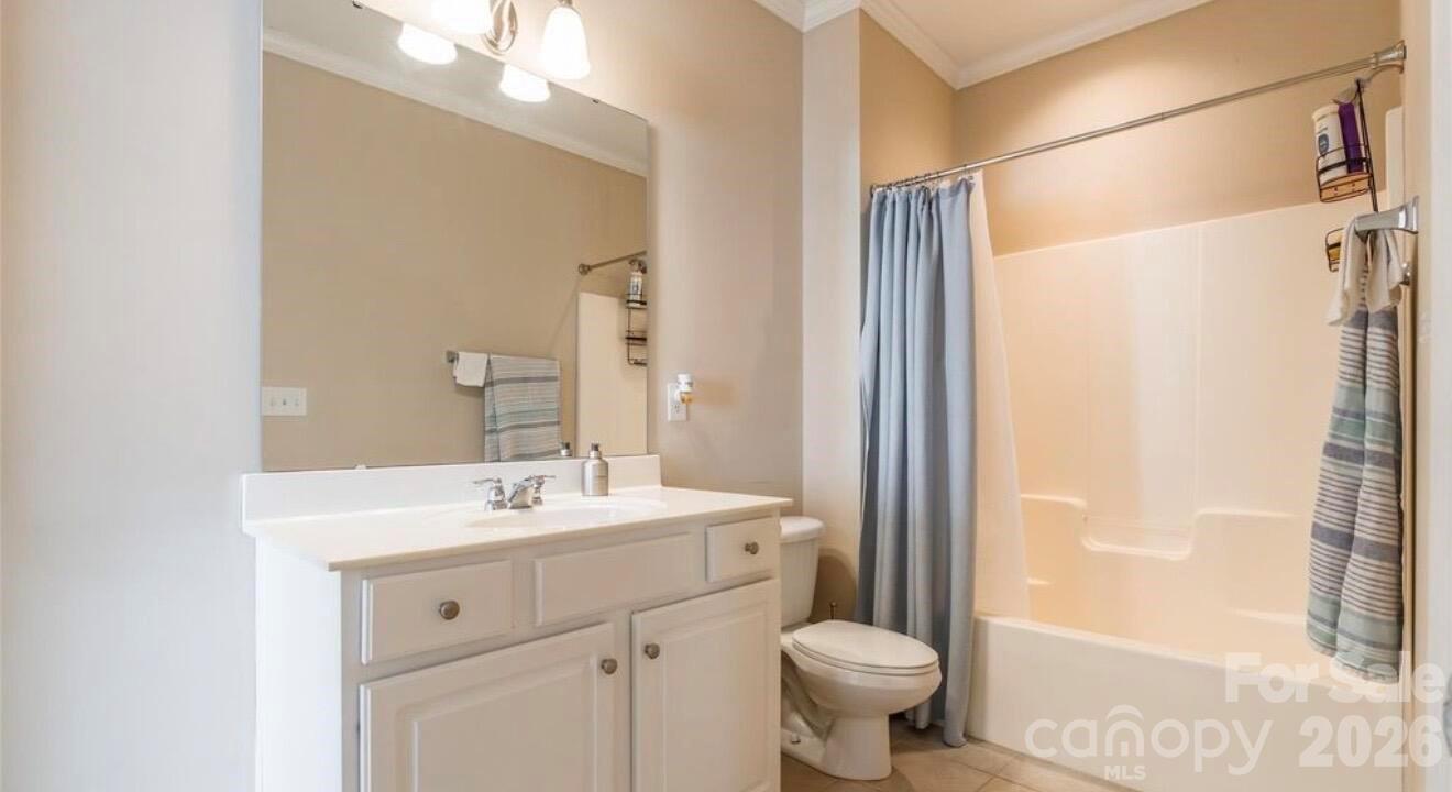 555 Pine Links Drive — Tega Cay