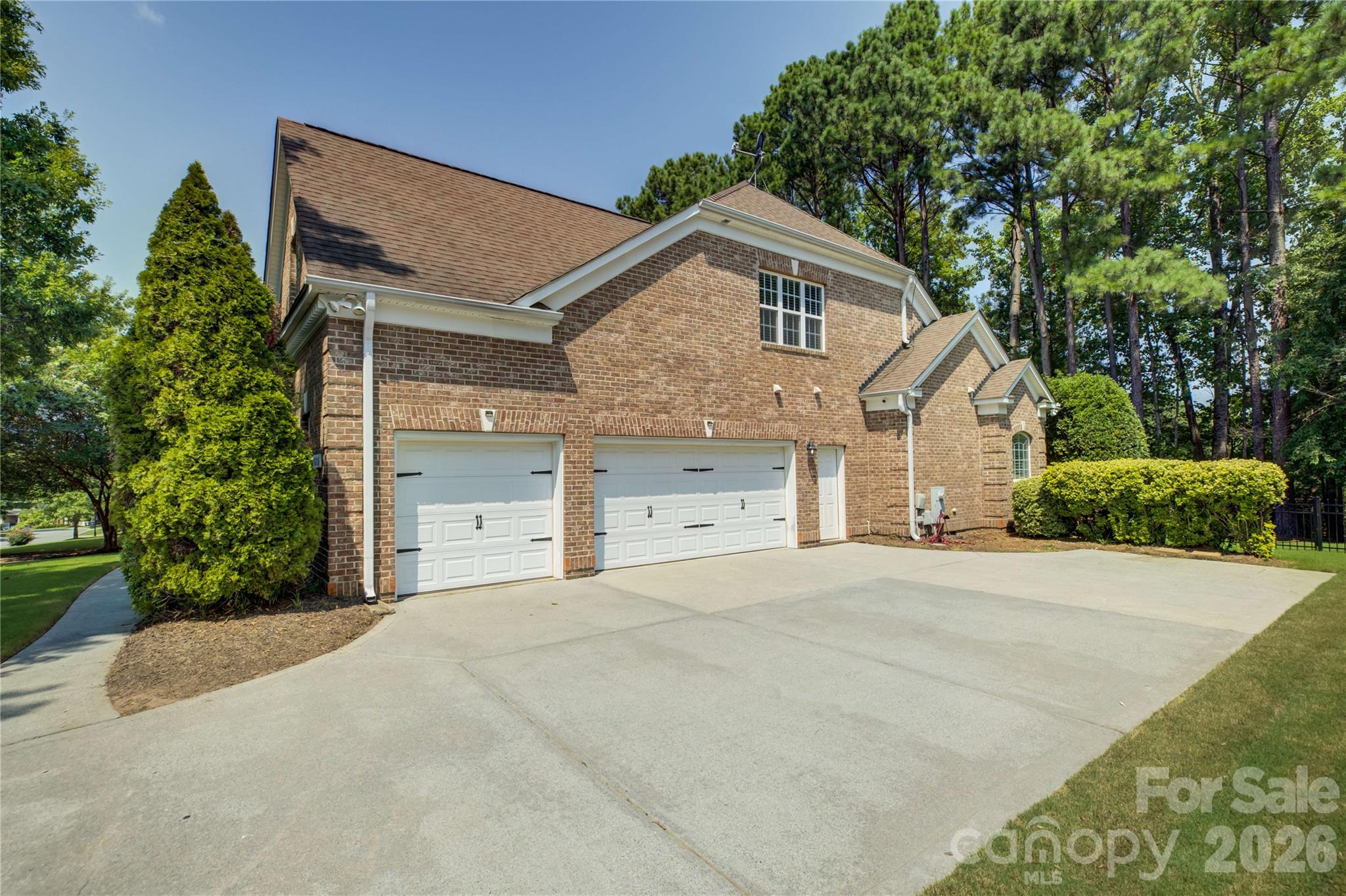 16815 Crosshaven Drive — Charlotte