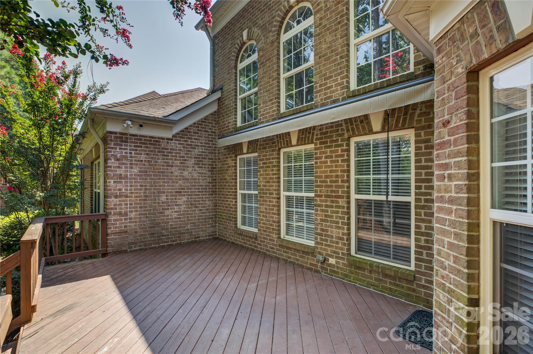 16815 Crosshaven Drive — Charlotte