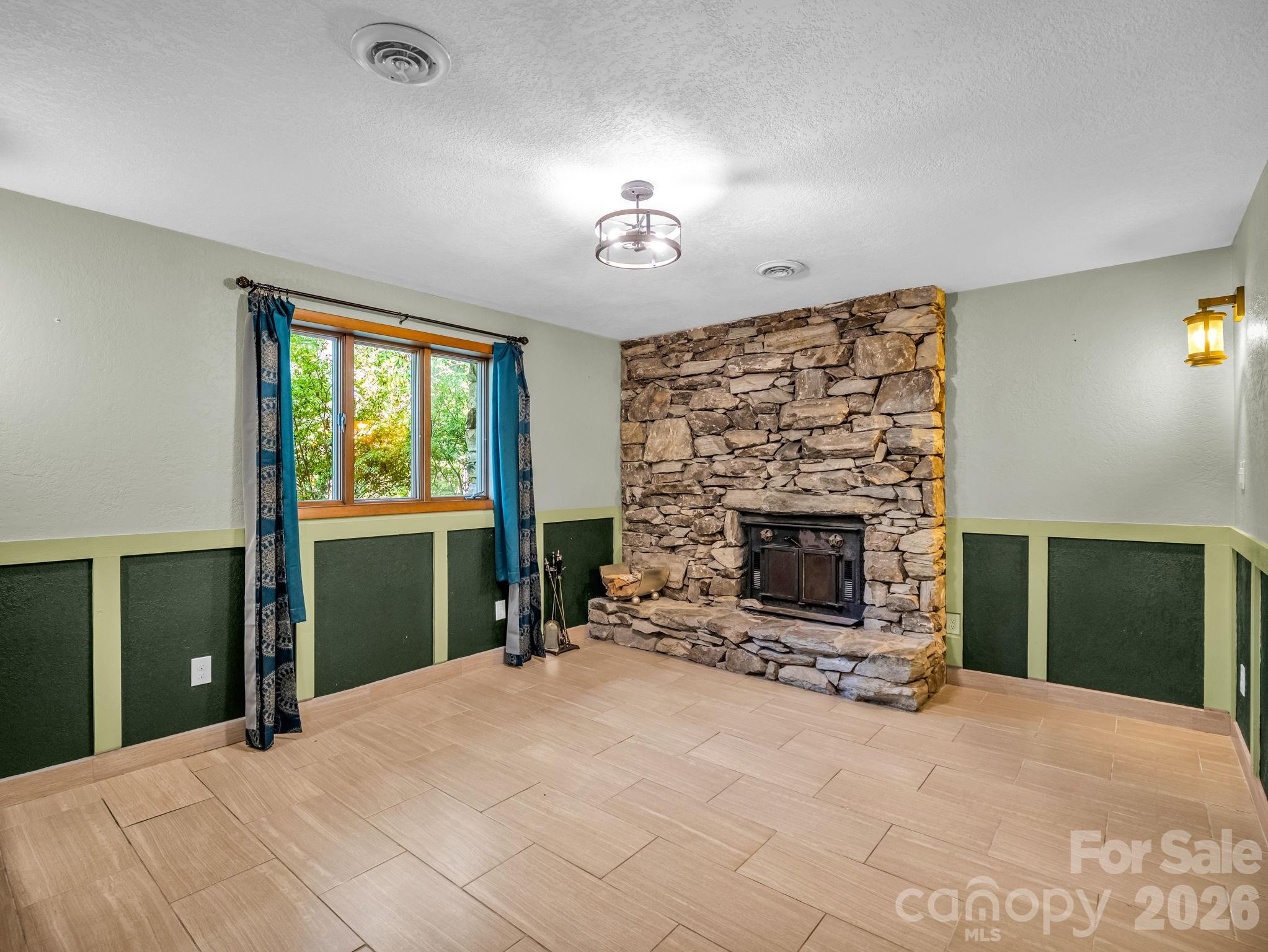 177 Weston Road — Arden