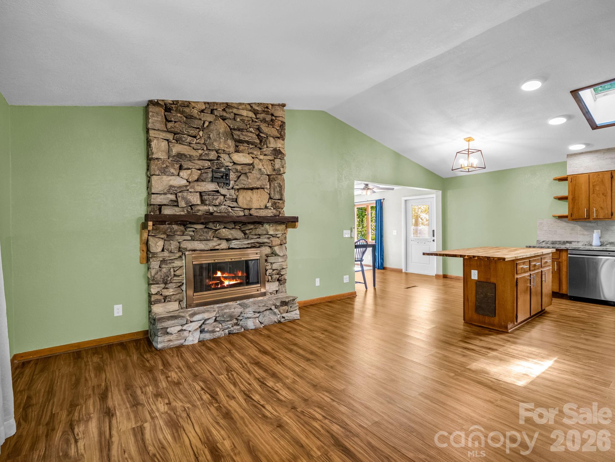 177 Weston Road — Arden