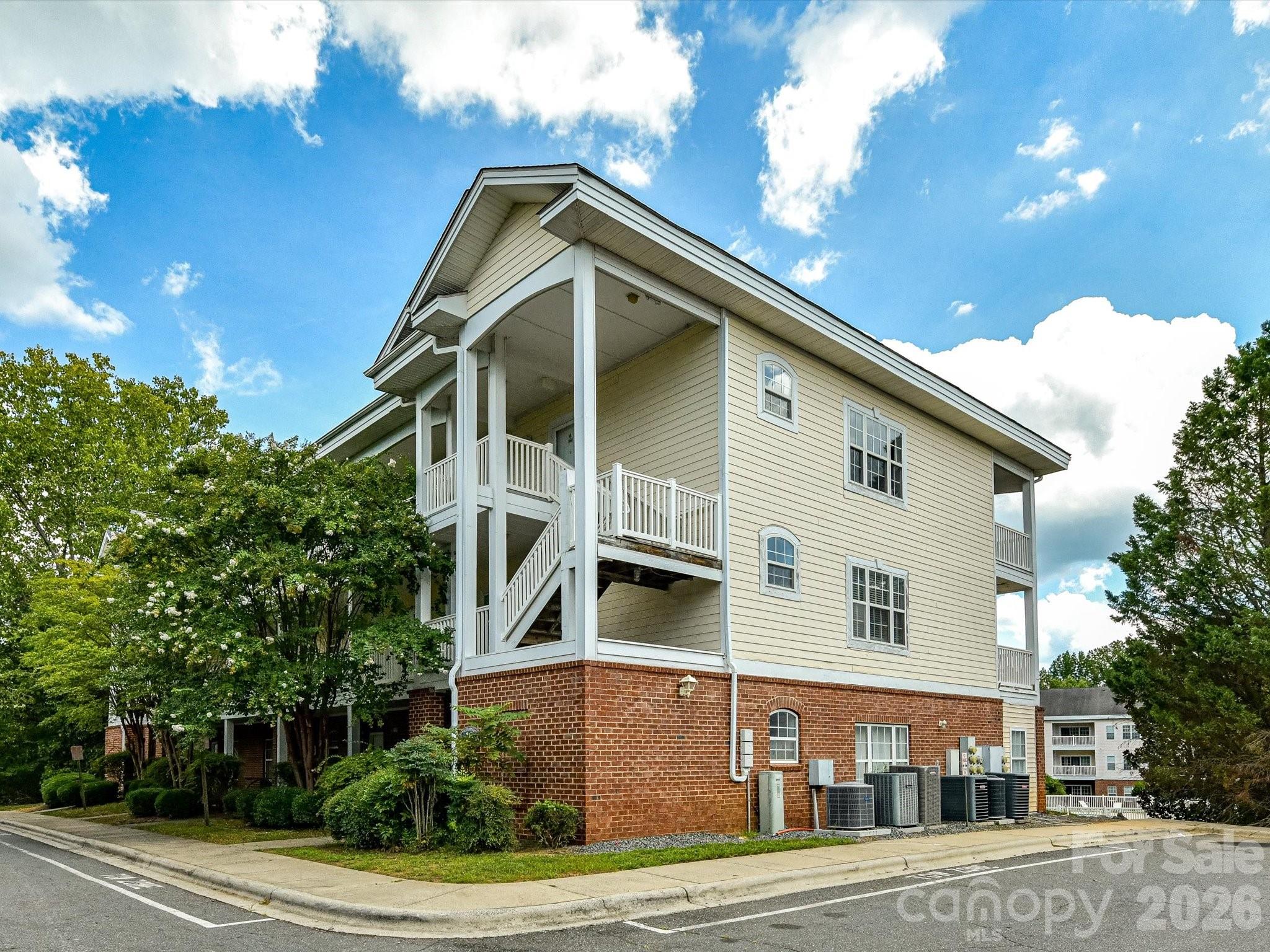 8658 Coralbell Lane — Charlotte