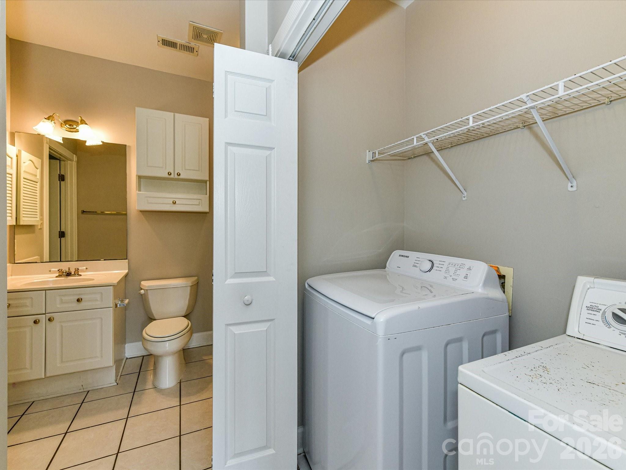 8658 Coralbell Lane — Charlotte