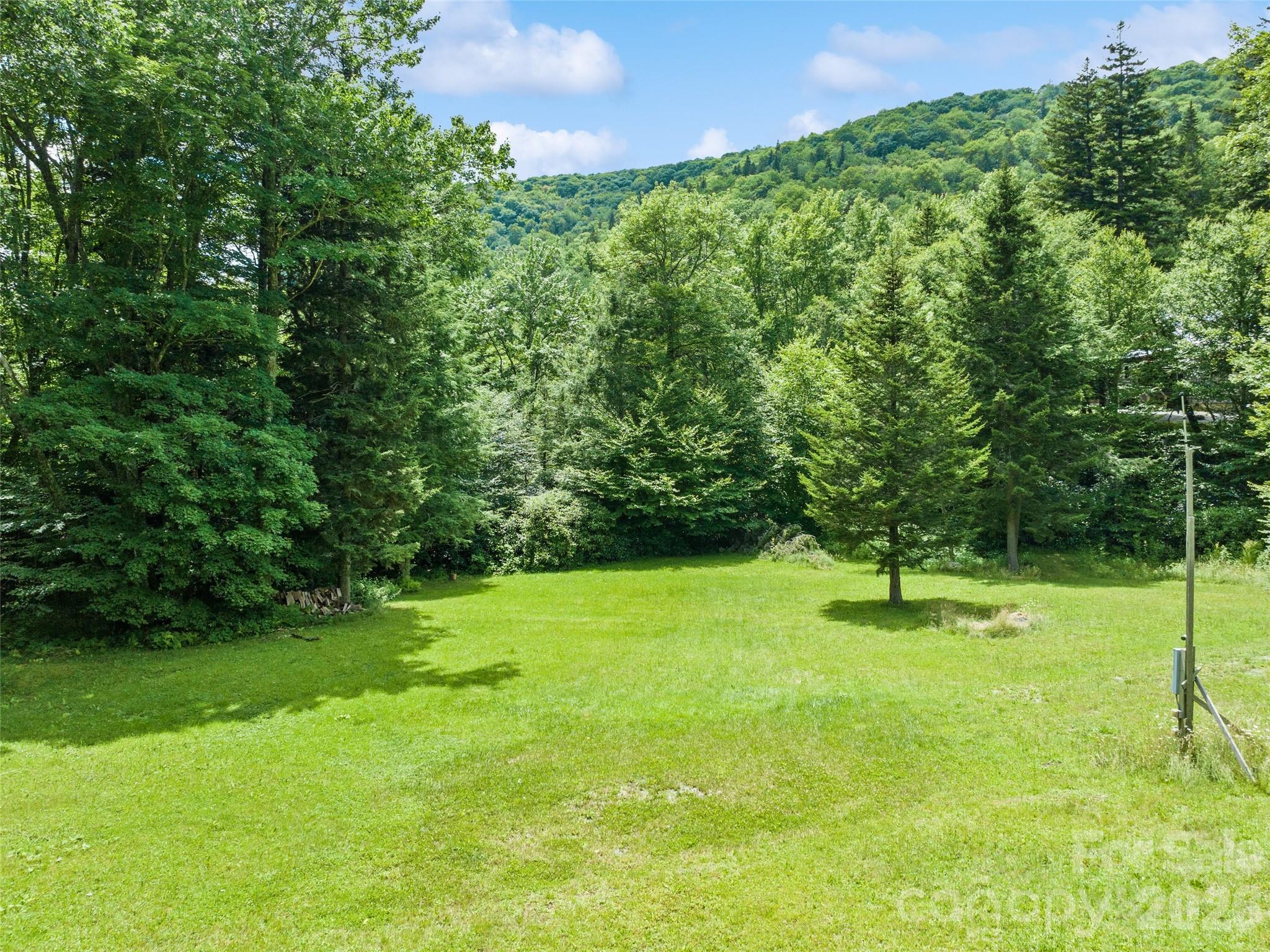 261 Yonah Drive — Maggie Valley