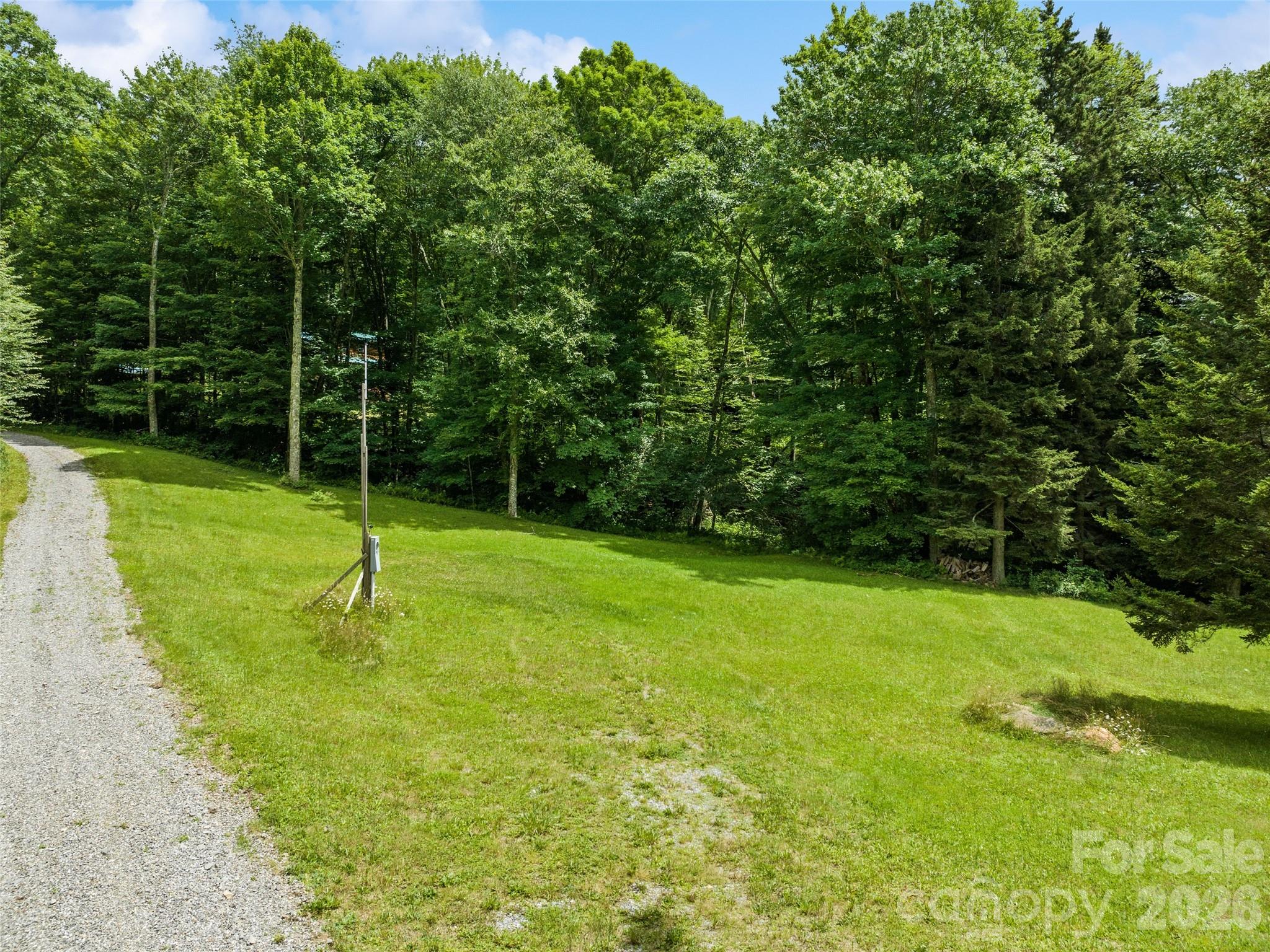 261 Yonah Drive — Maggie Valley