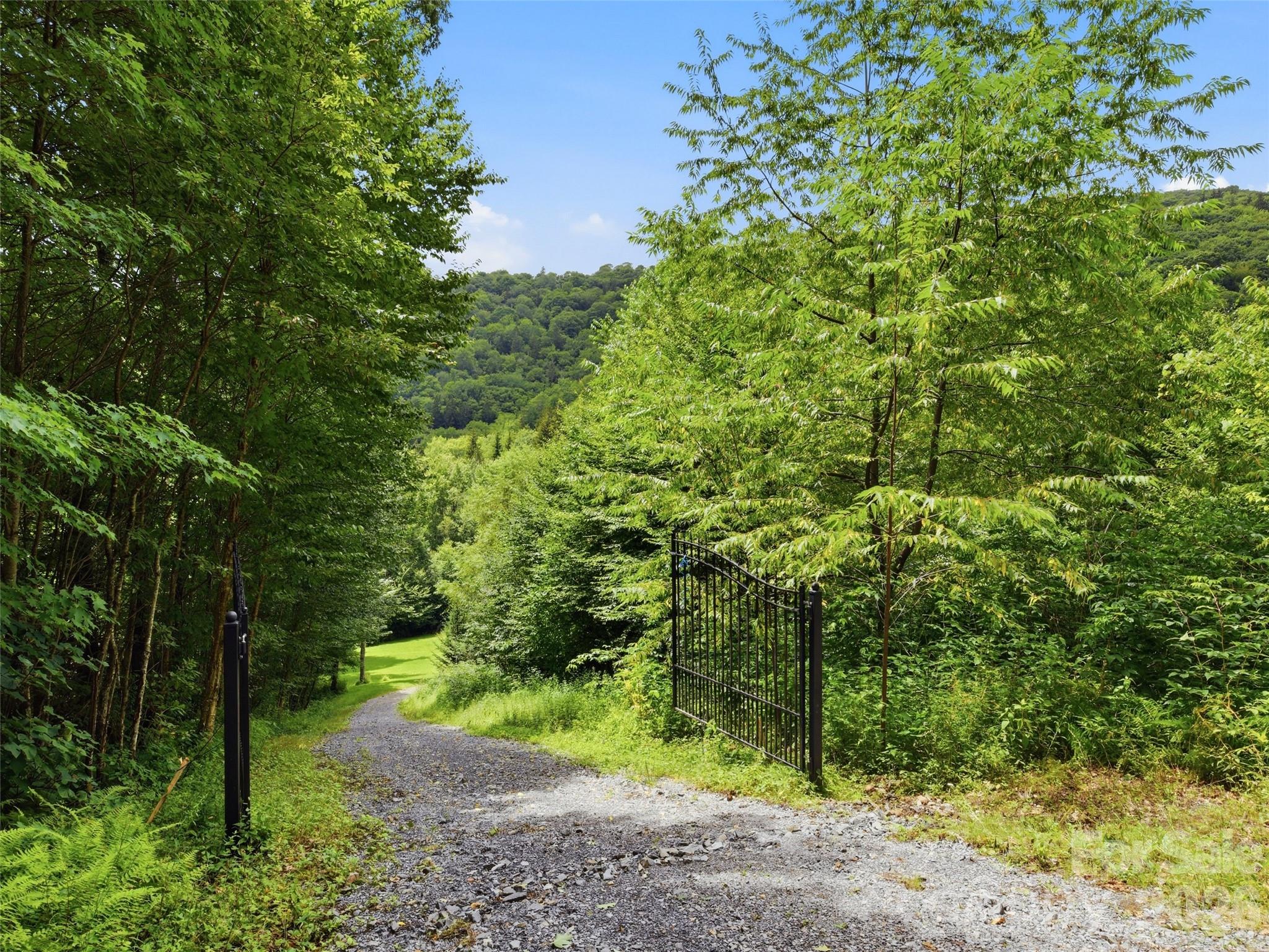 261 Yonah Drive — Maggie Valley