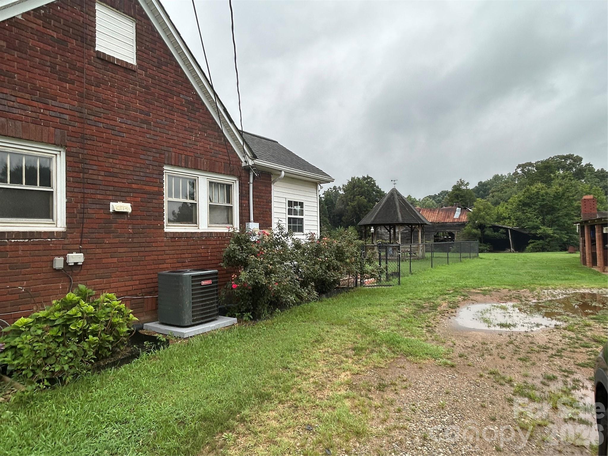 2435 Sherrills Ford Road — Salisbury