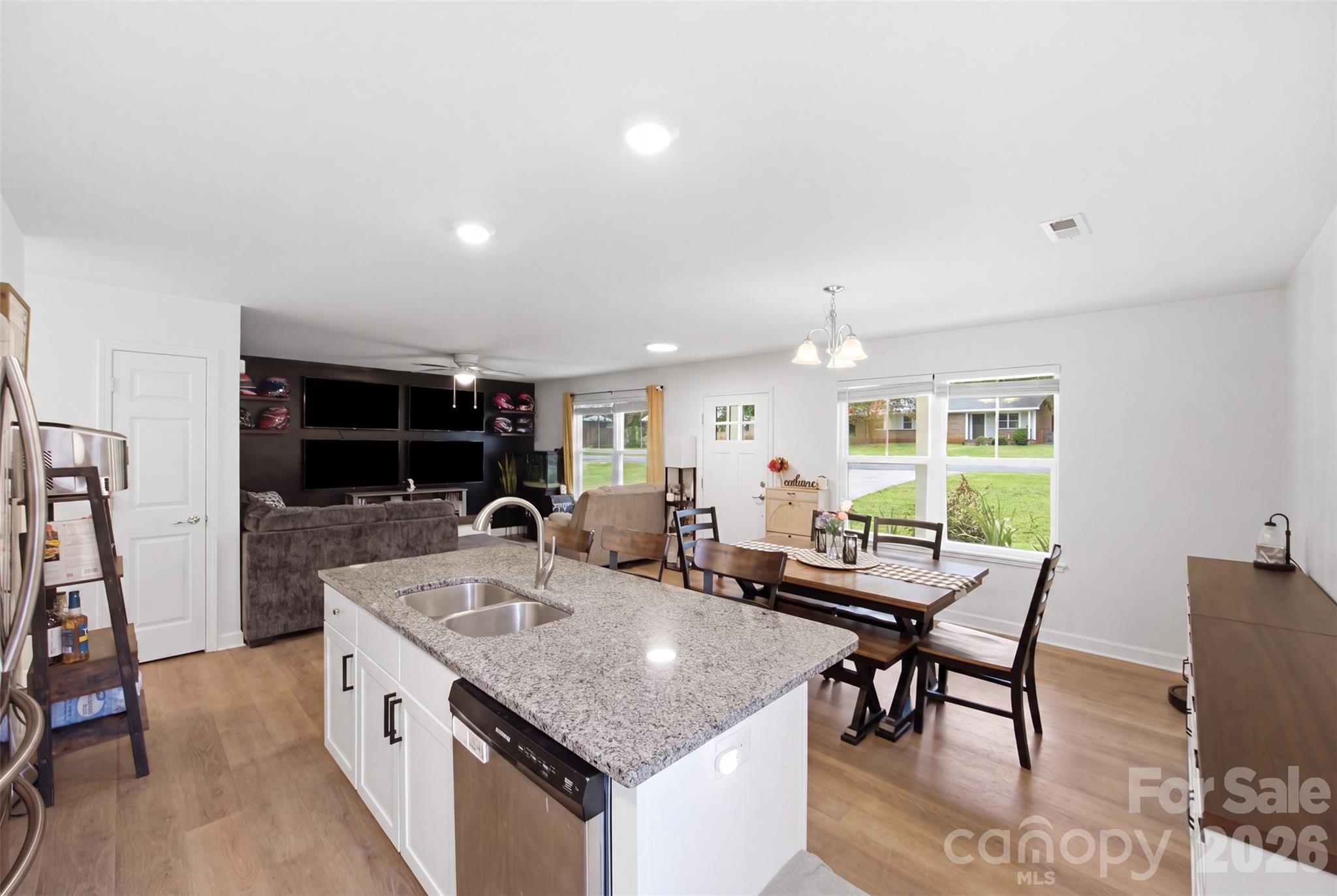 1003 Adams Street — Statesville