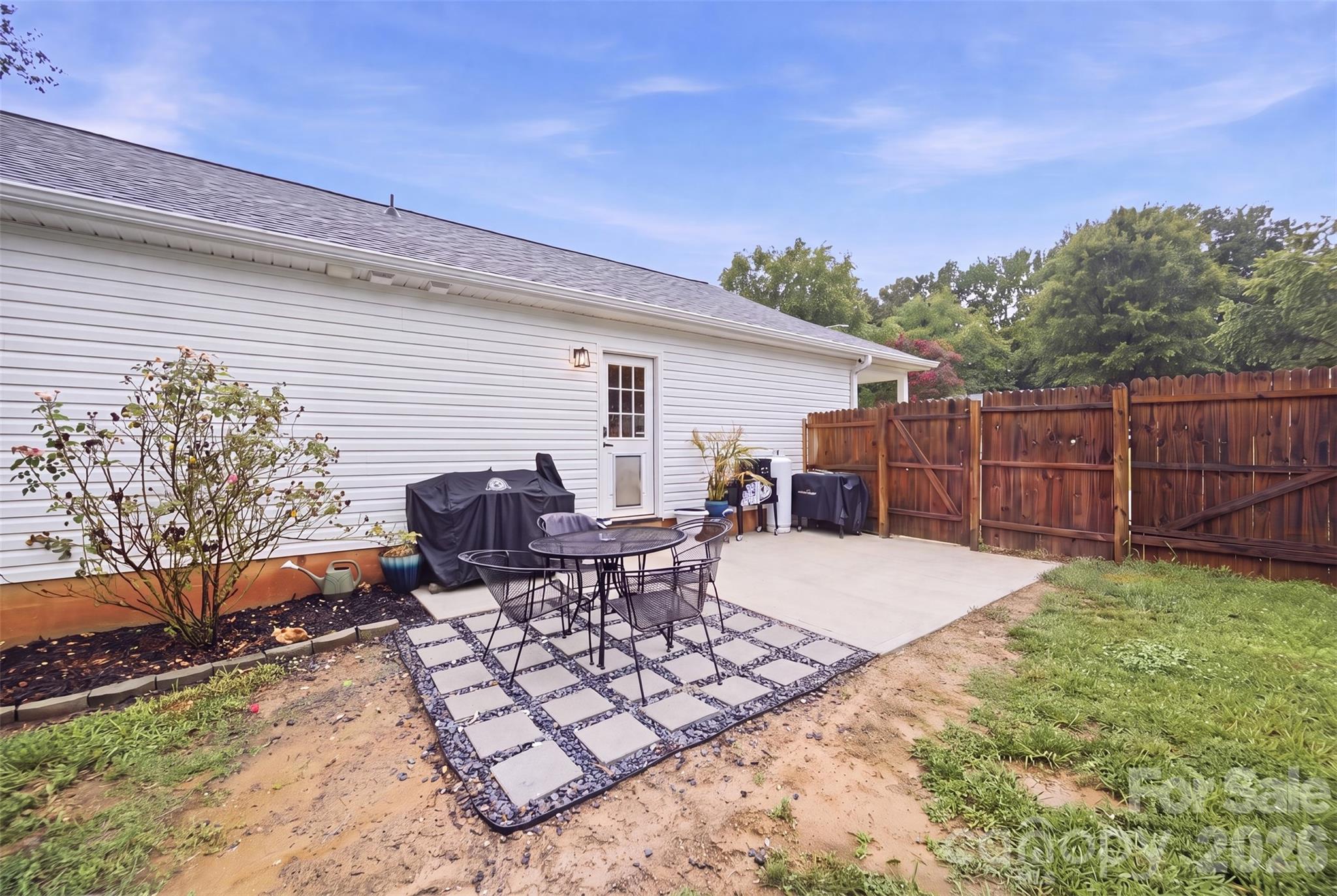 1003 Adams Street — Statesville
