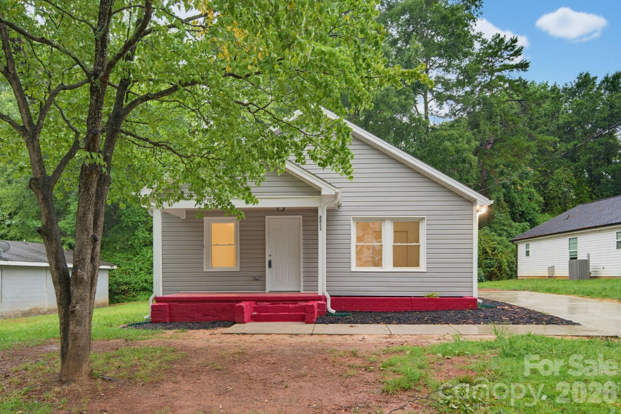 2211 Second Street — Gastonia