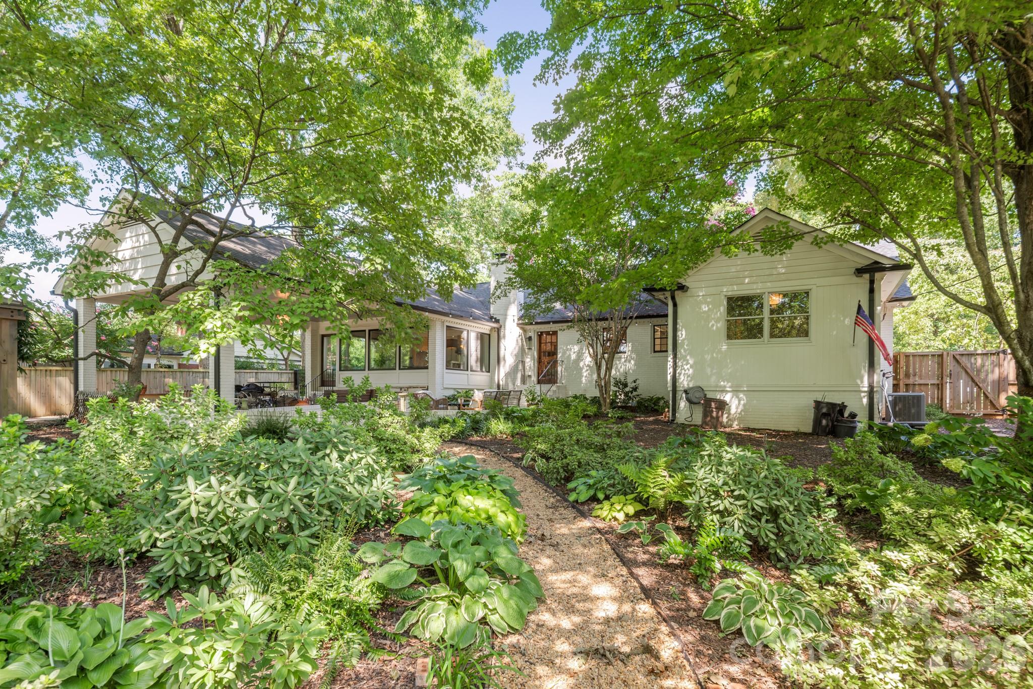 339 Wingrave Drive — Charlotte