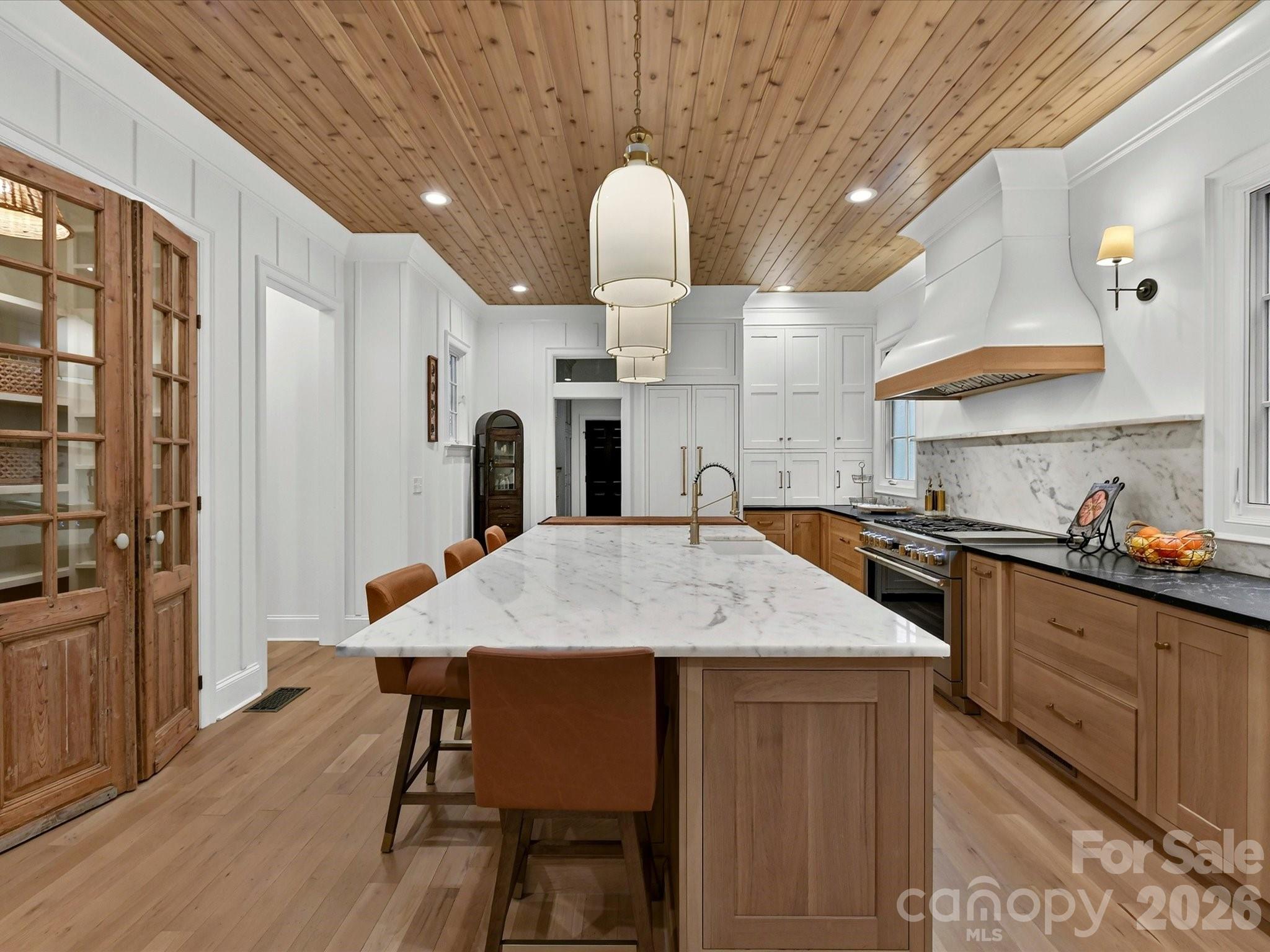 9417 White Hemlock Lane — Charlotte