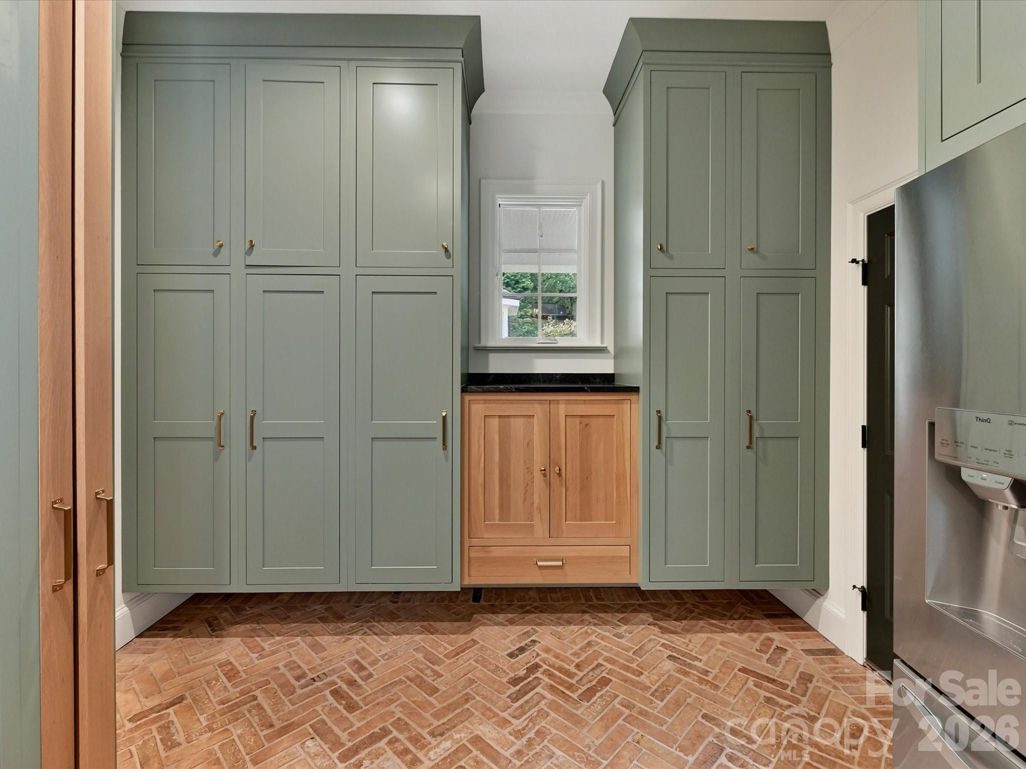 9417 White Hemlock Lane — Charlotte