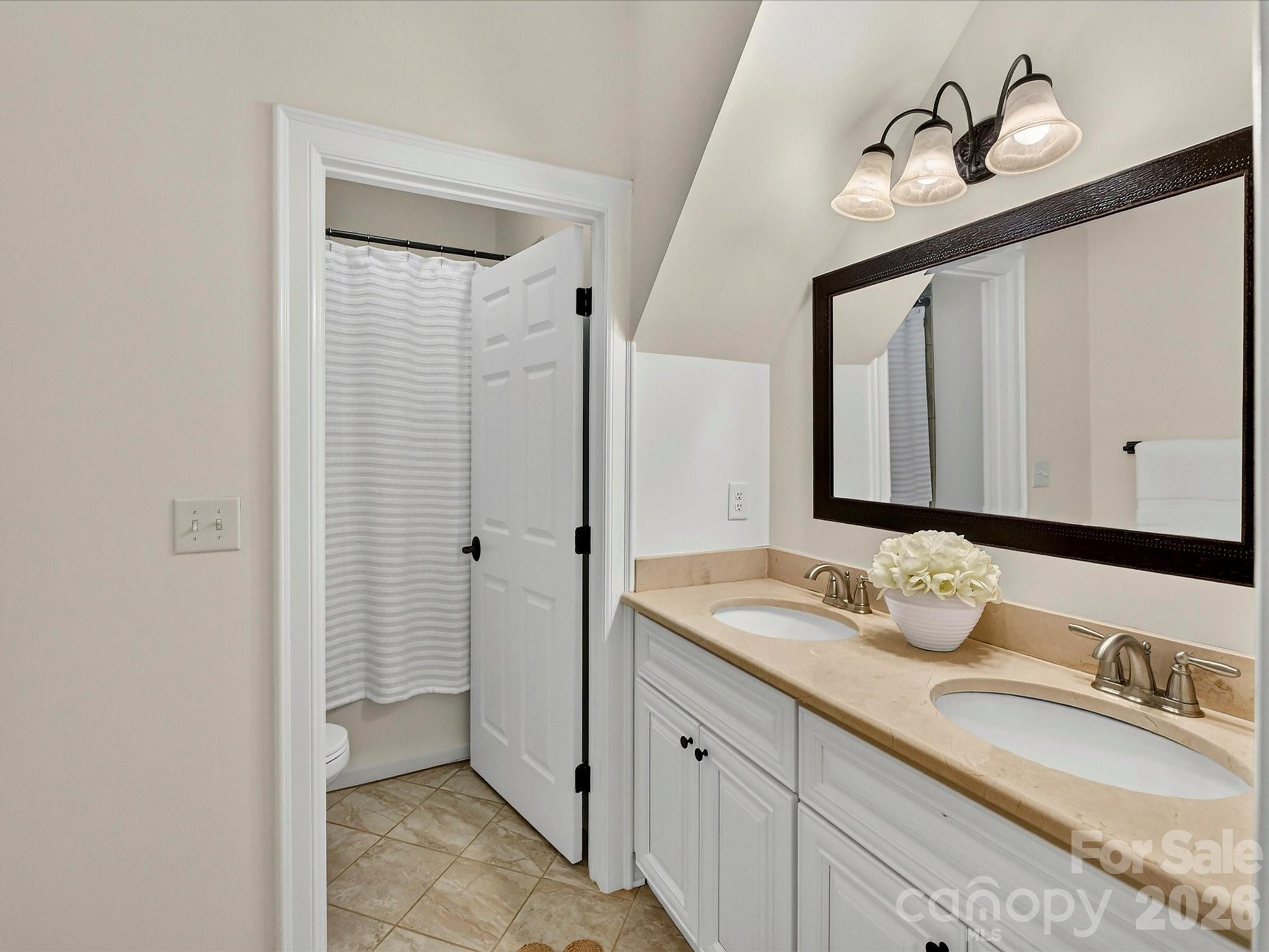 9417 White Hemlock Lane — Charlotte