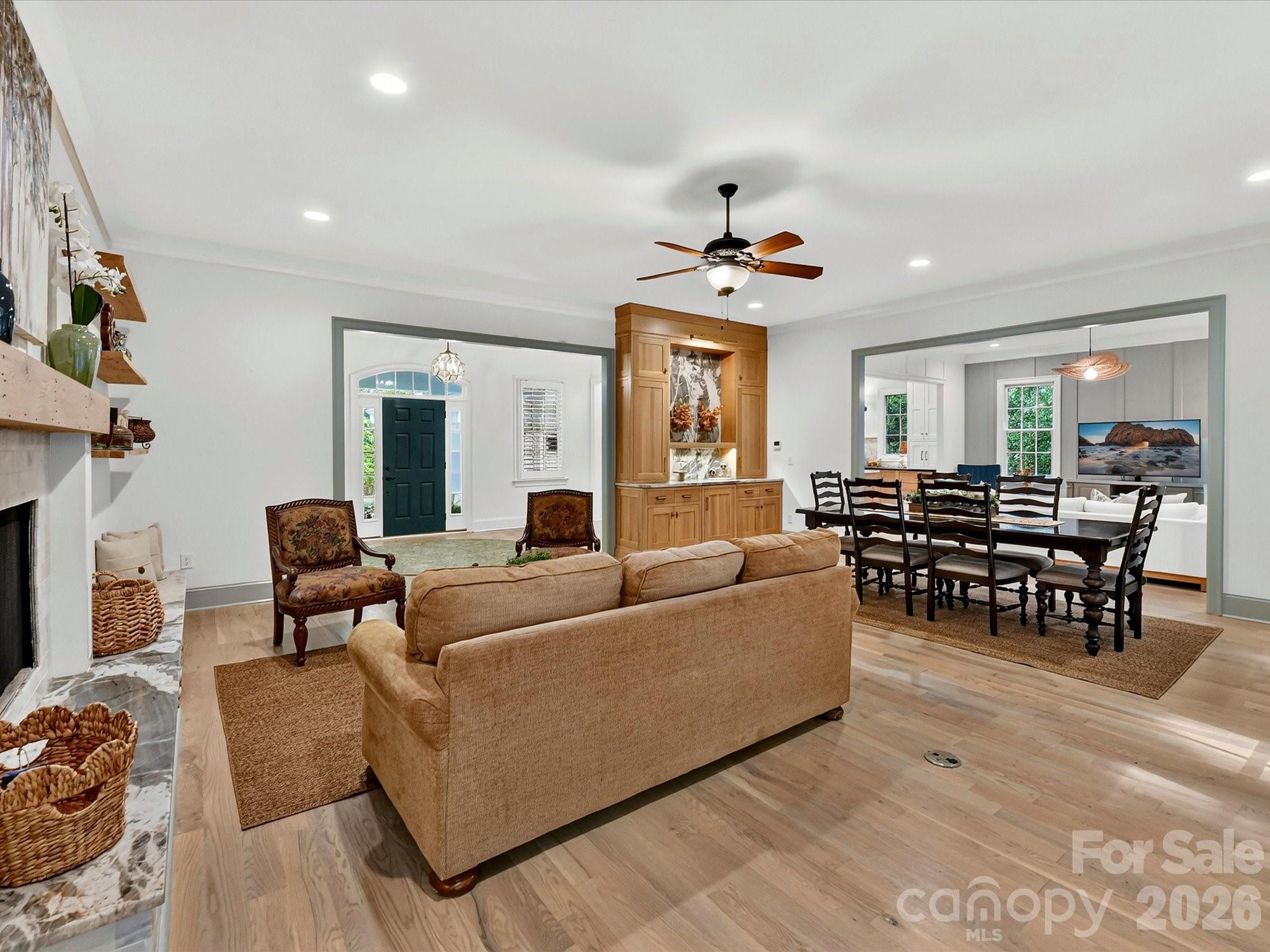9417 White Hemlock Lane — Charlotte