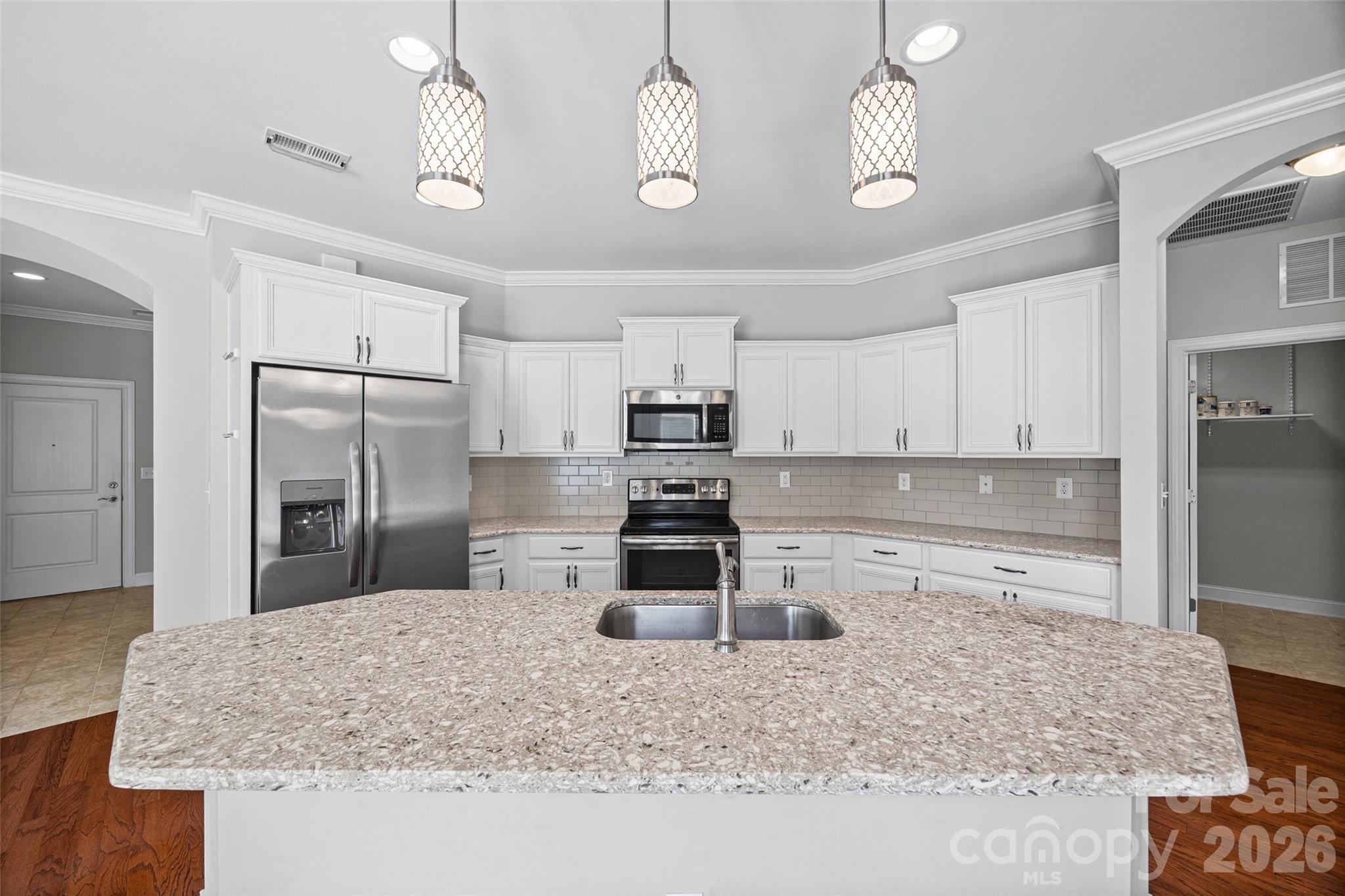 1140 Avalon Place — Matthews