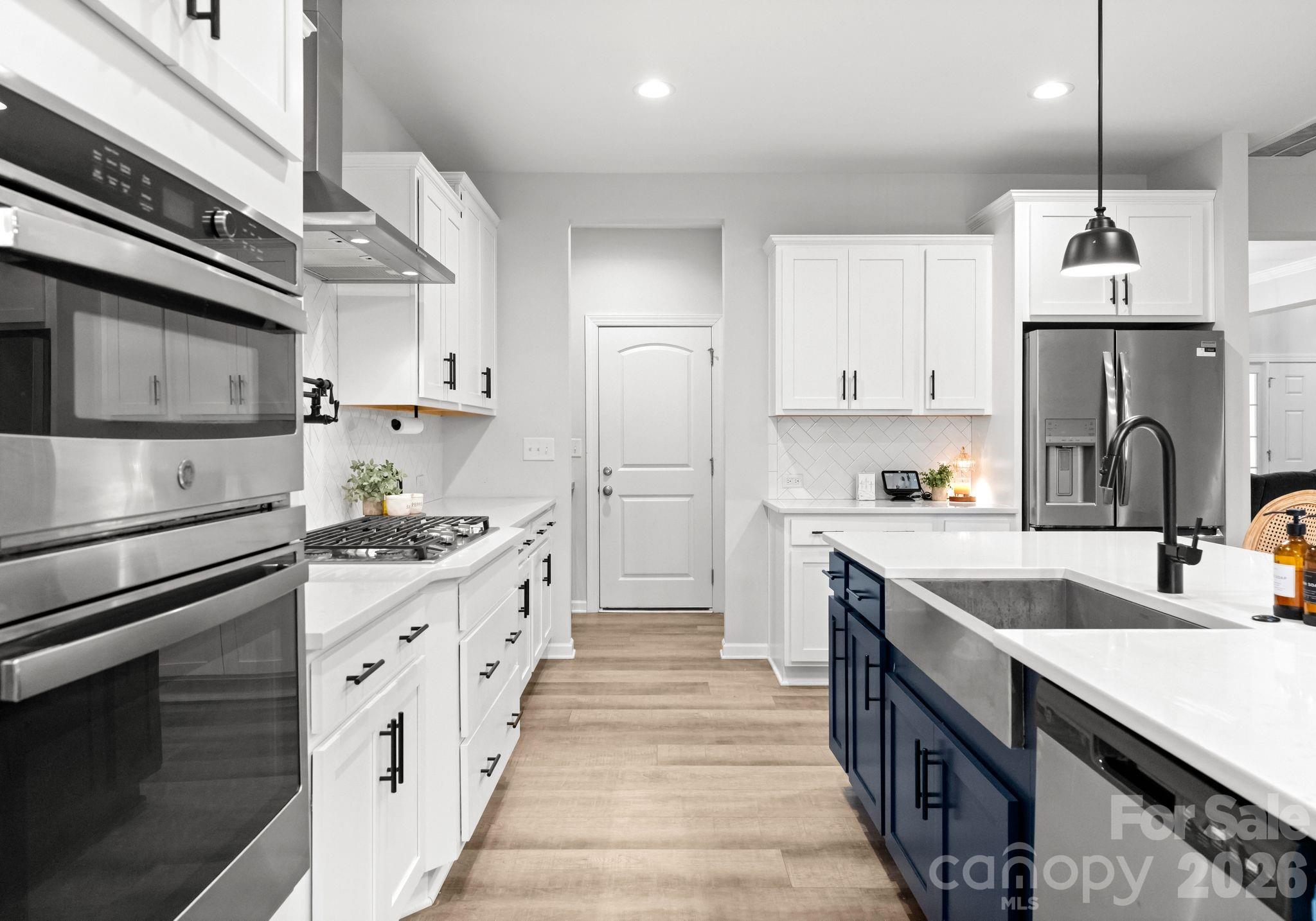 7017 Kingfisher Way — Belmont