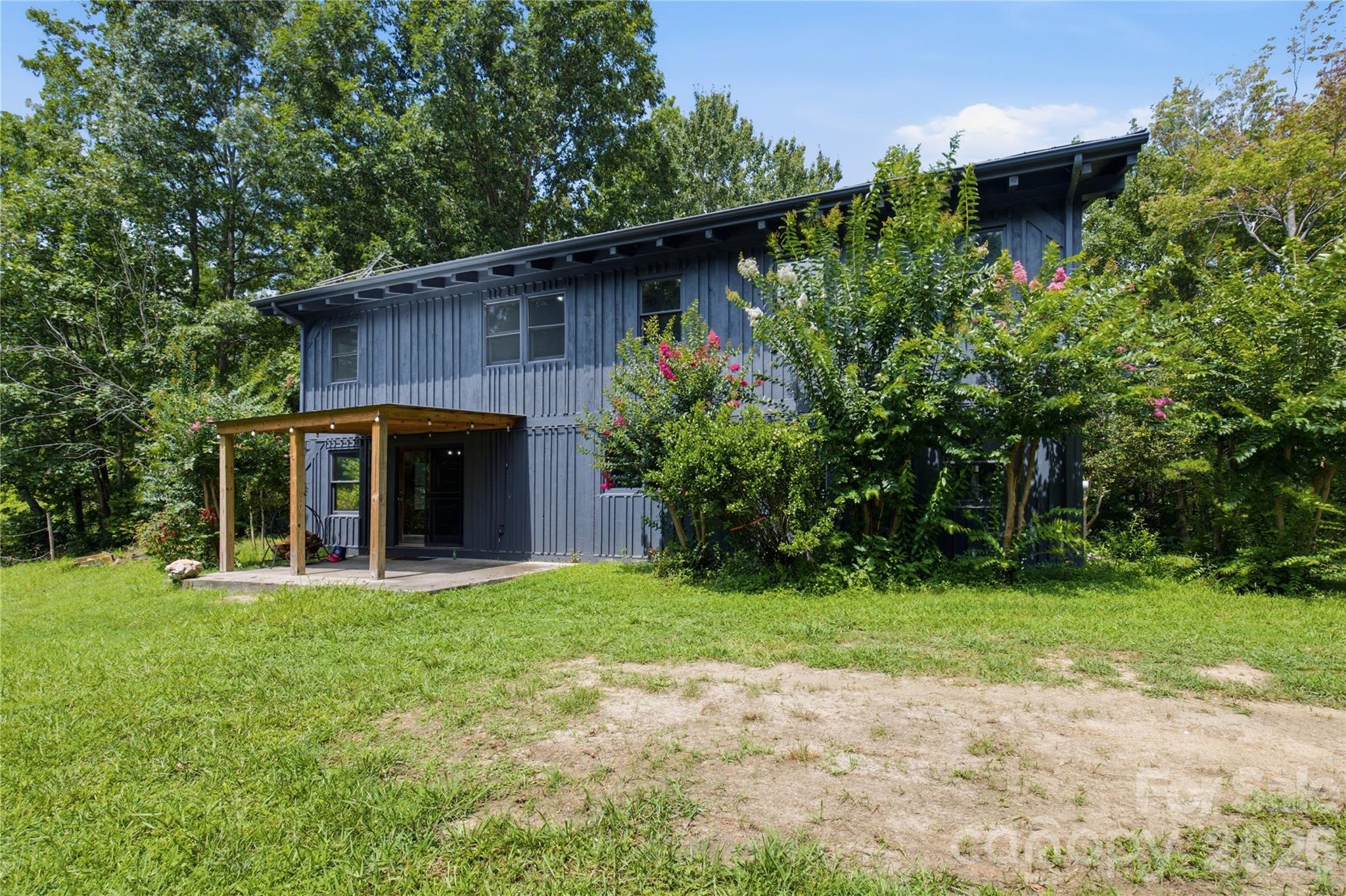316-318 Cane Creek Mountain Road — Union Mills