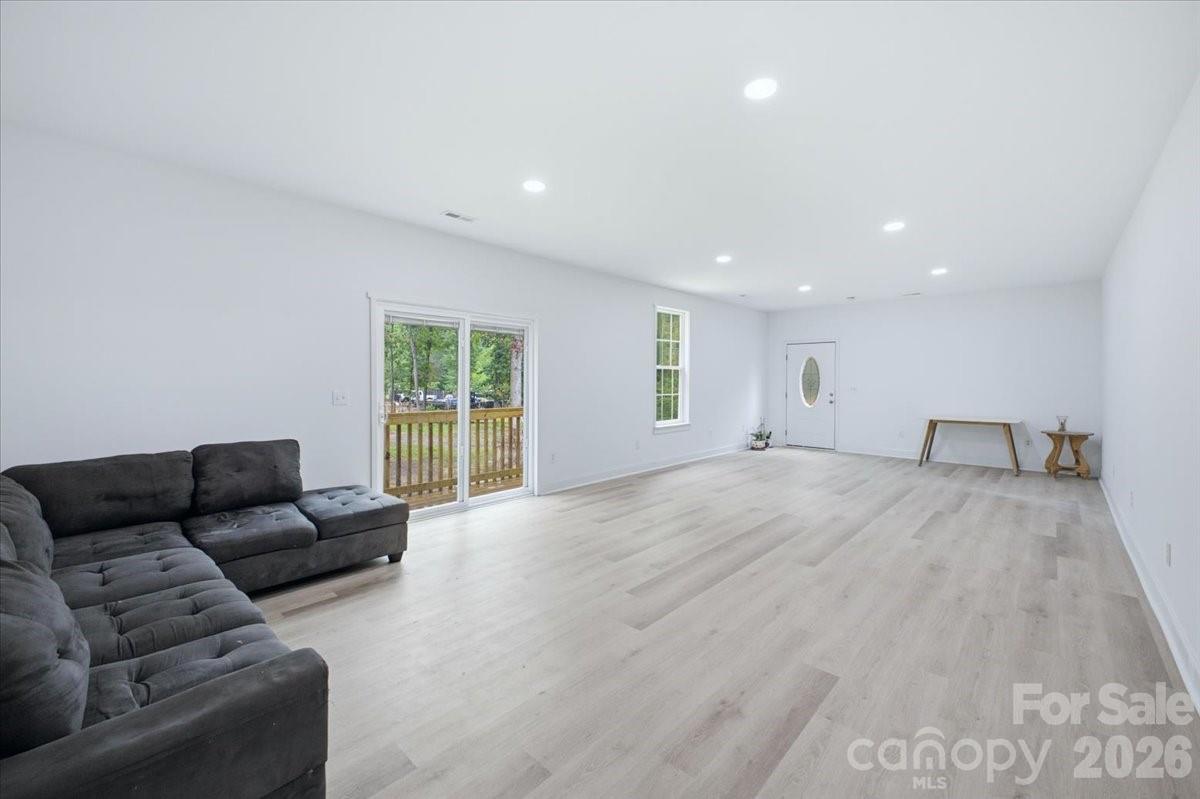 4313 Jenkins Road — Marshville