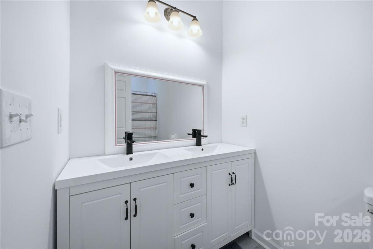 4313 Jenkins Road — Marshville