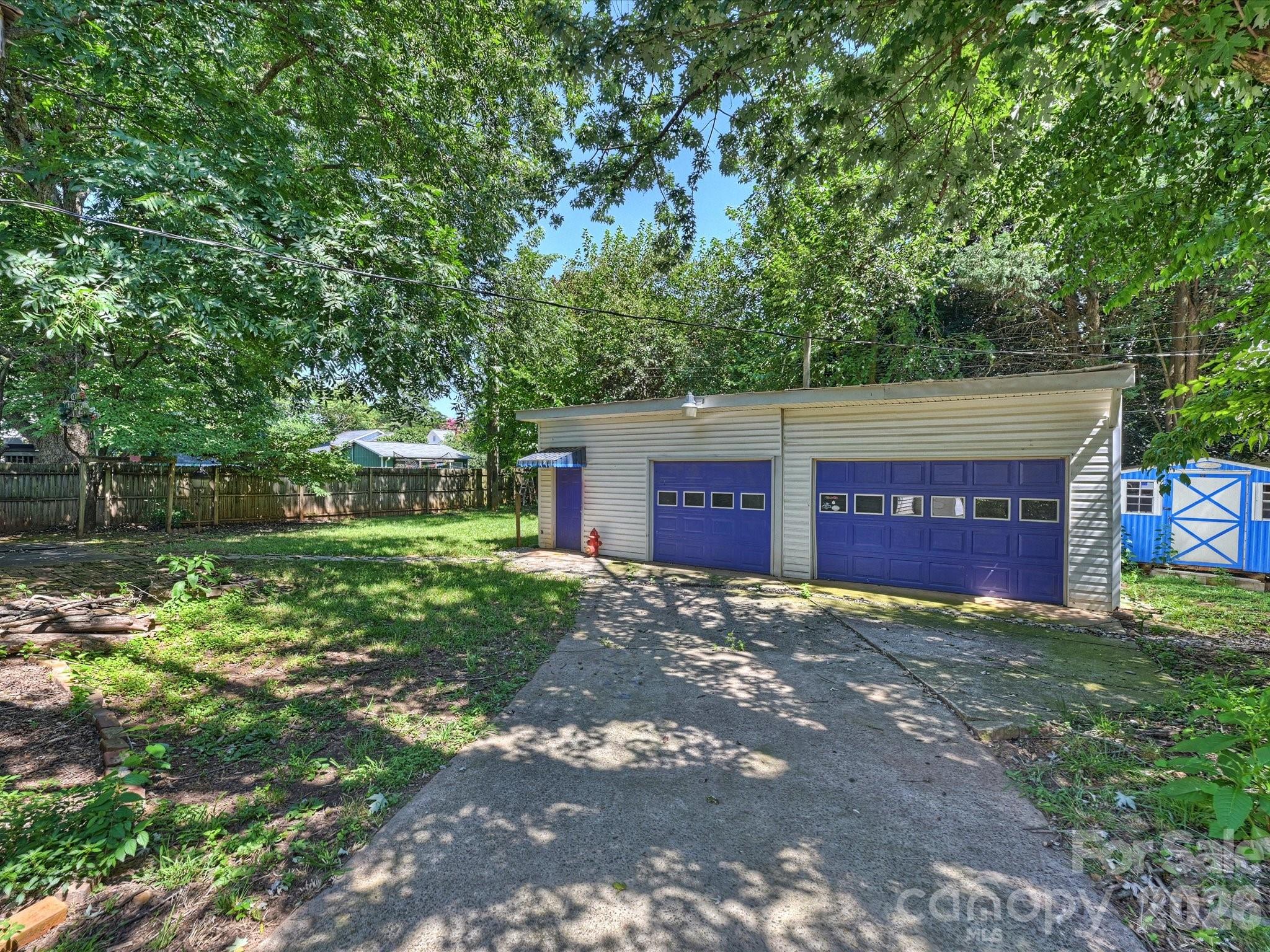 3014 Yadkin Avenue — Charlotte