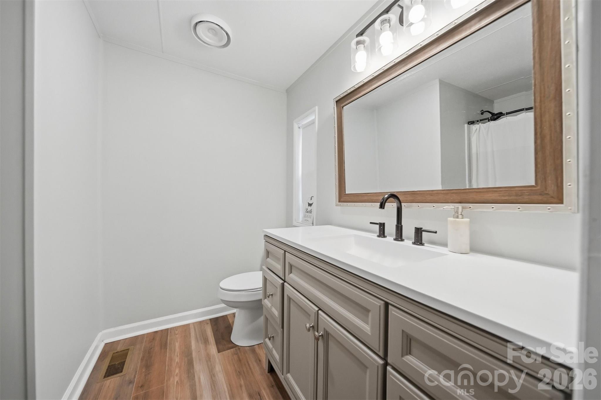 2932 Loop Road — Lincolnton