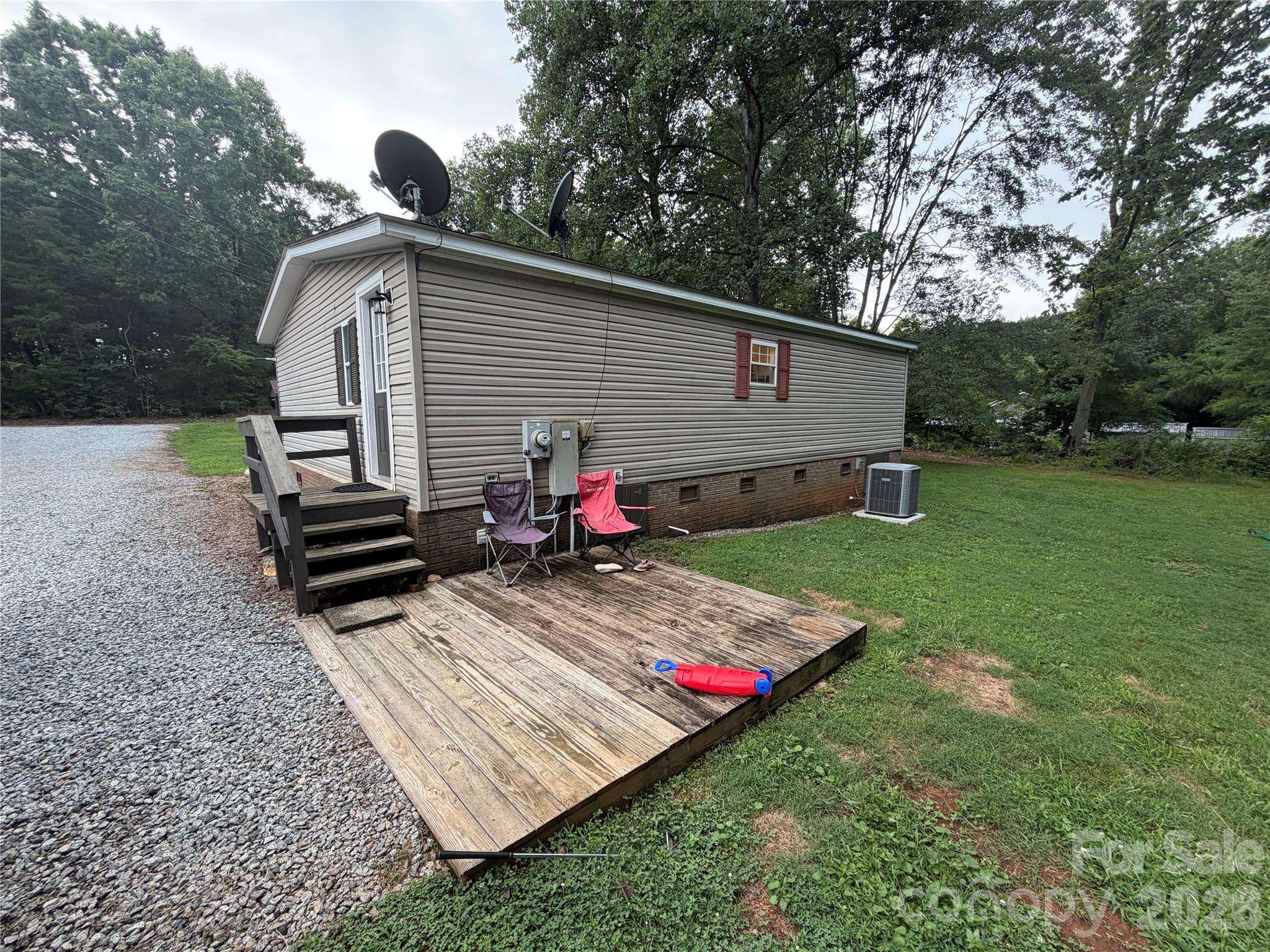 2932 Loop Road — Lincolnton