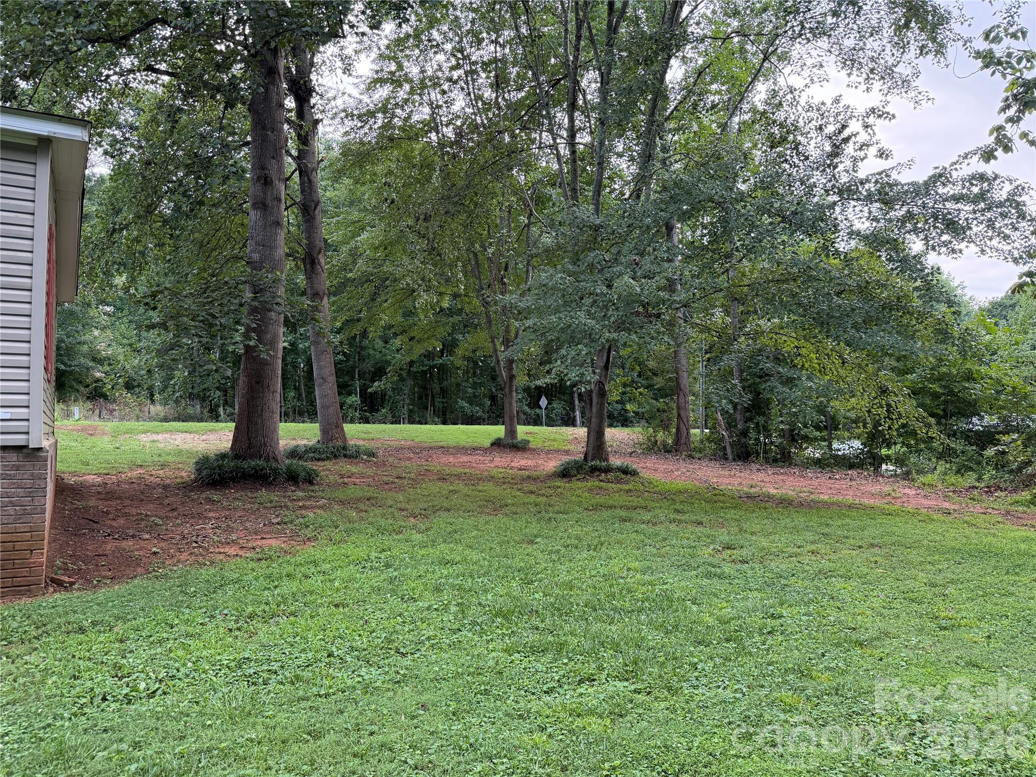 2932 Loop Road — Lincolnton