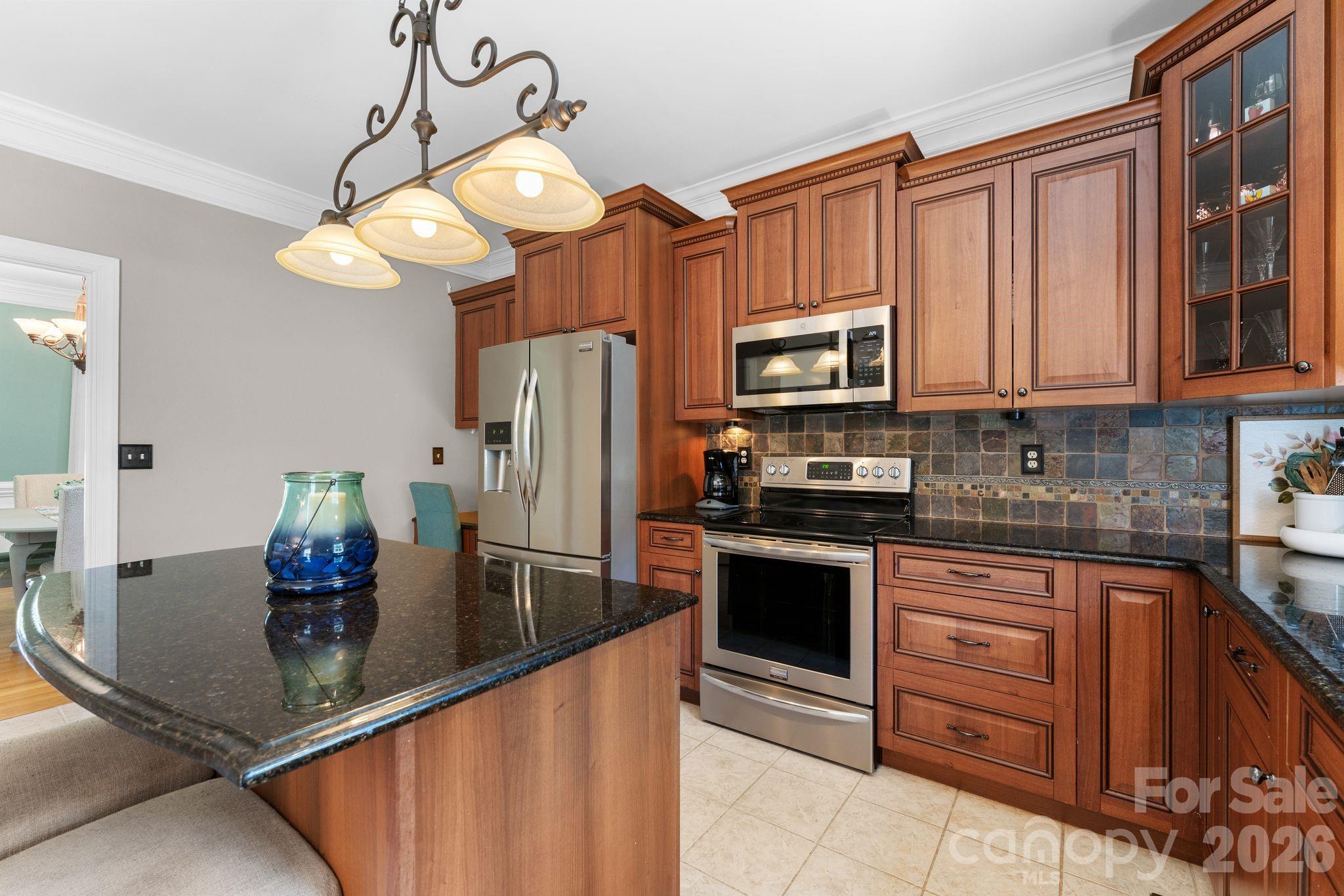 220 Lake Dale Court — Clemmons
