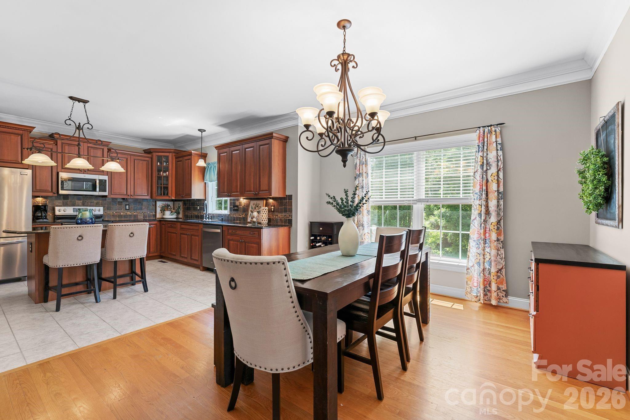220 Lake Dale Court — Clemmons