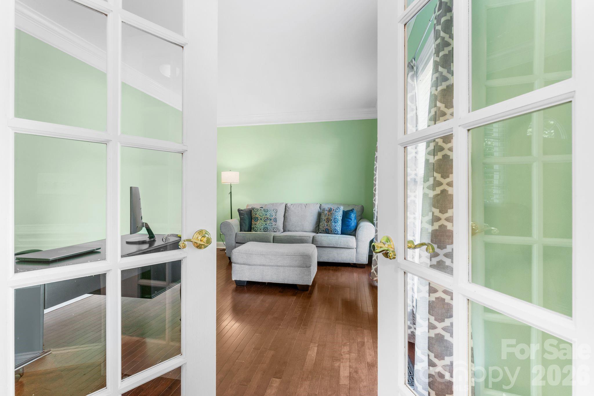220 Lake Dale Court — Clemmons
