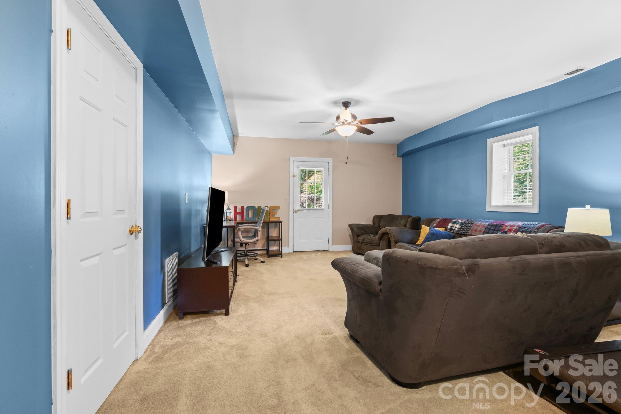 220 Lake Dale Court — Clemmons